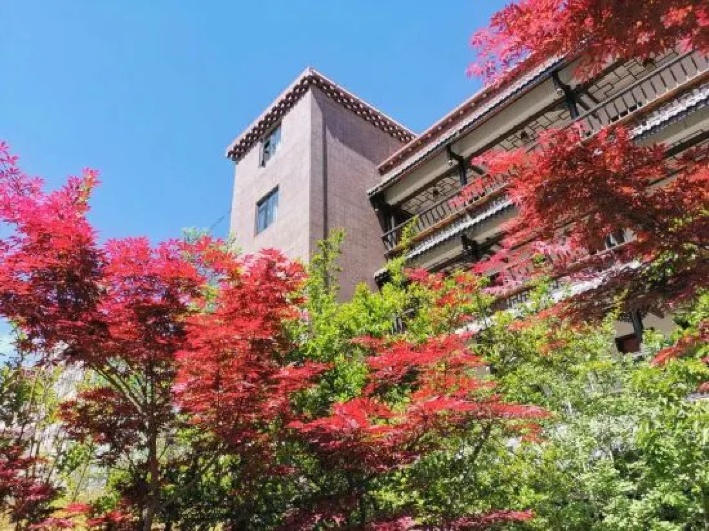 Tiandi Jixiang Garden Hotel