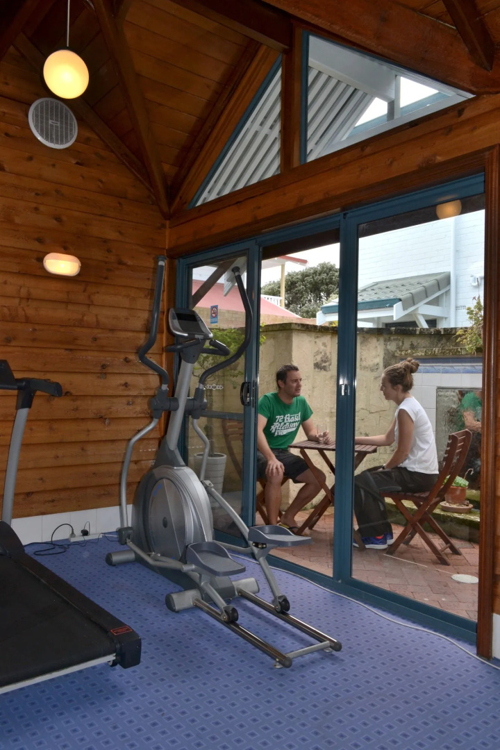 Dolphin Lodge