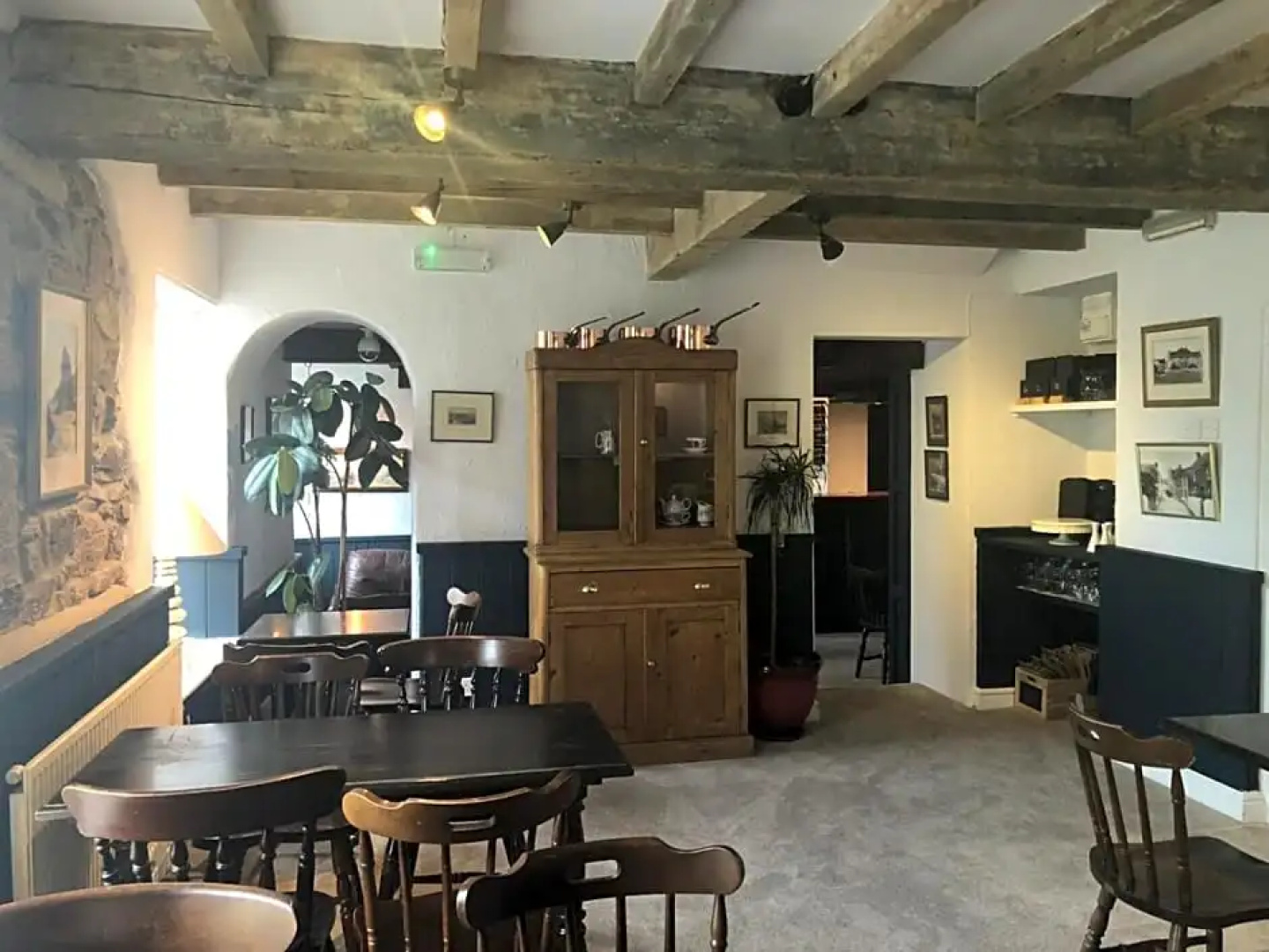 The Top House Inn