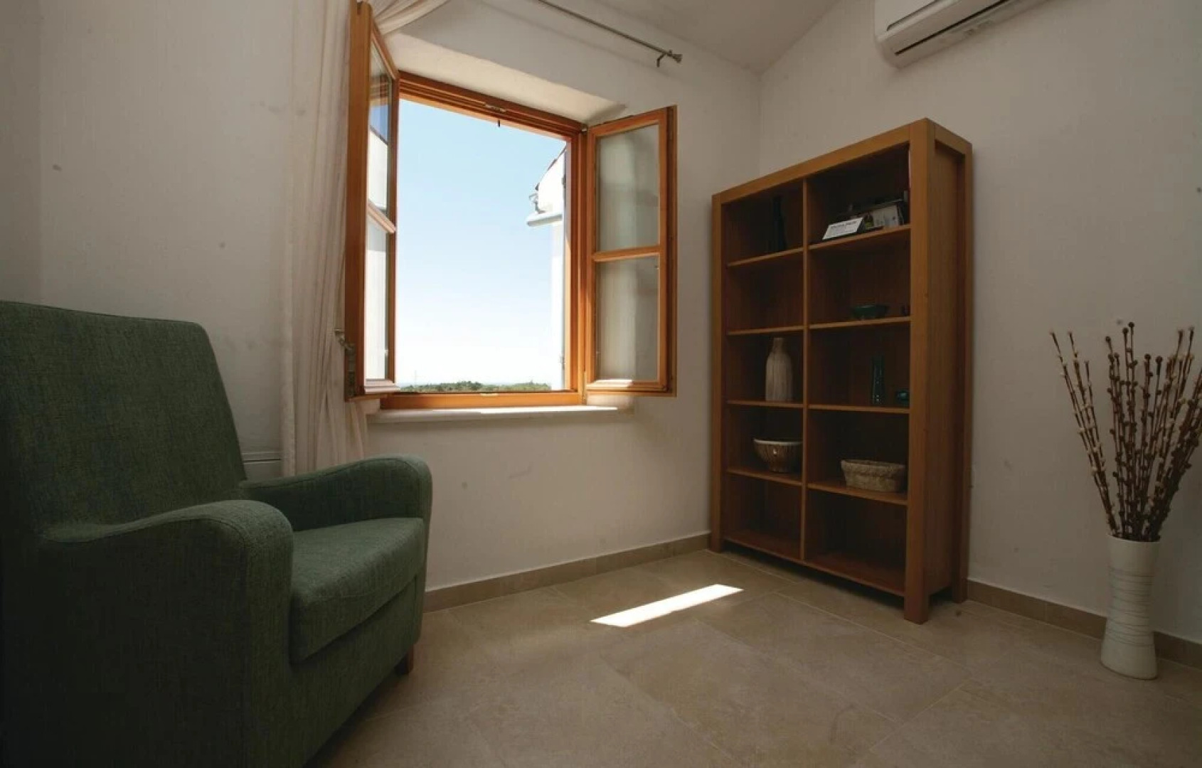 Nice Home in Buje With Wifi and 3 Bedrooms