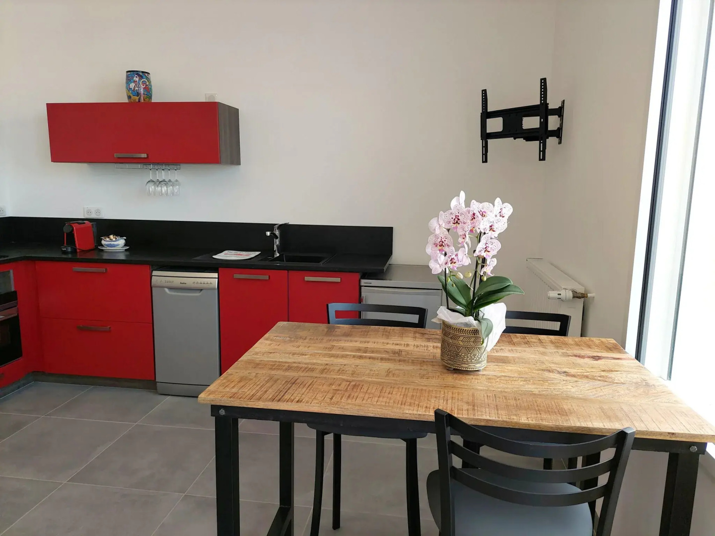 Apartment in top location, sea view, direct access to the beach, Plonévez-Porzay