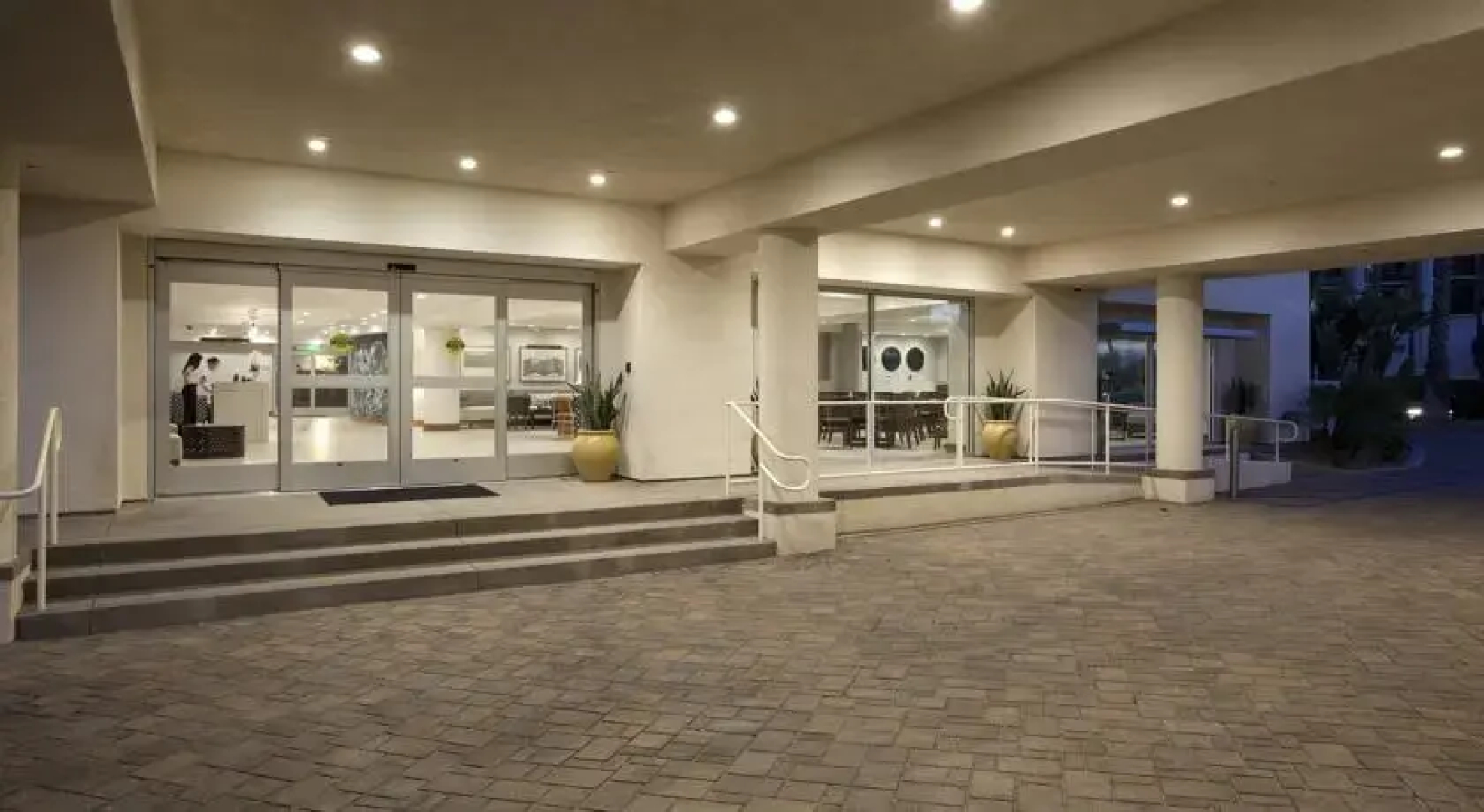 Best Western Plus Sunrise Hotel