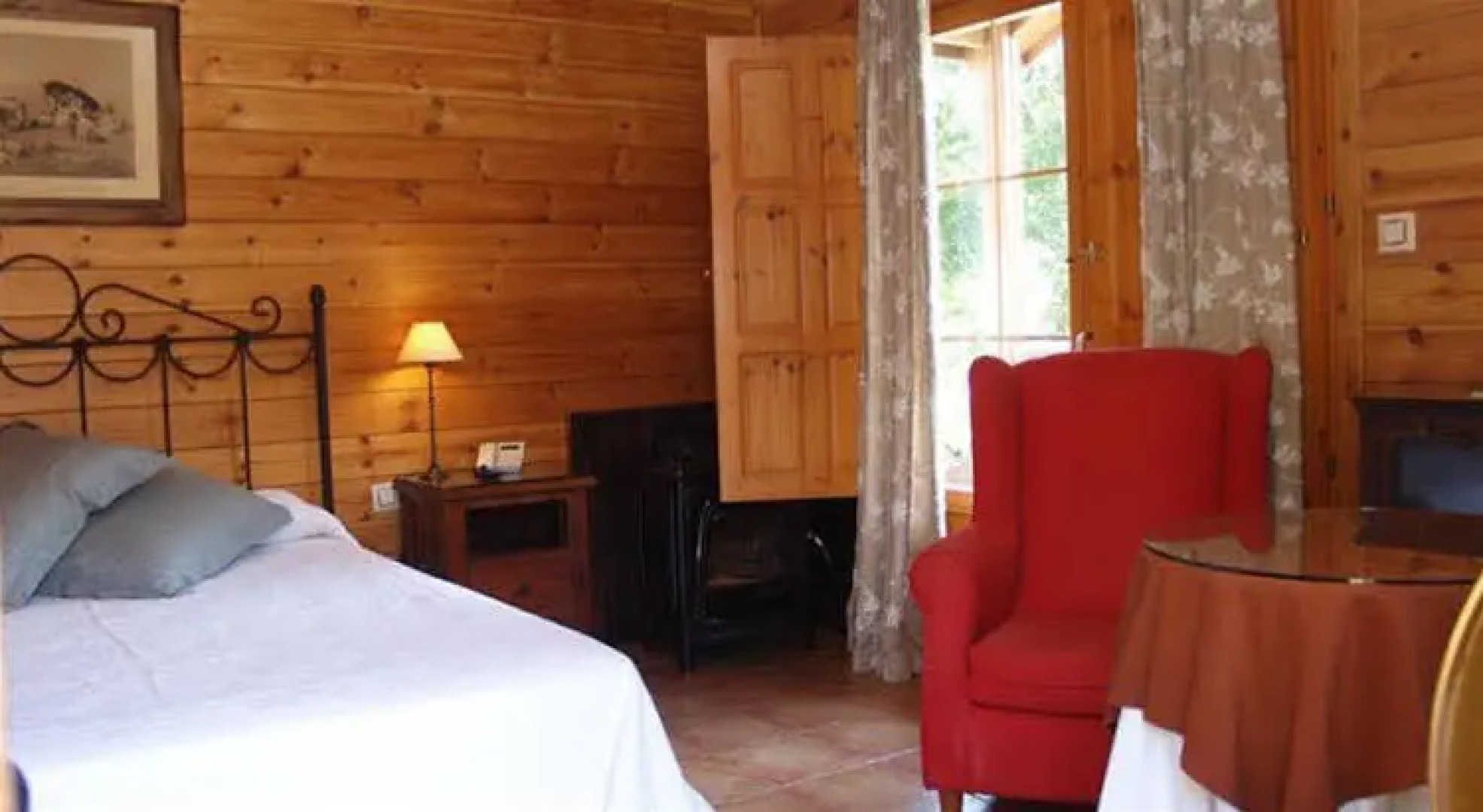 Hotel Rural Albamanjon