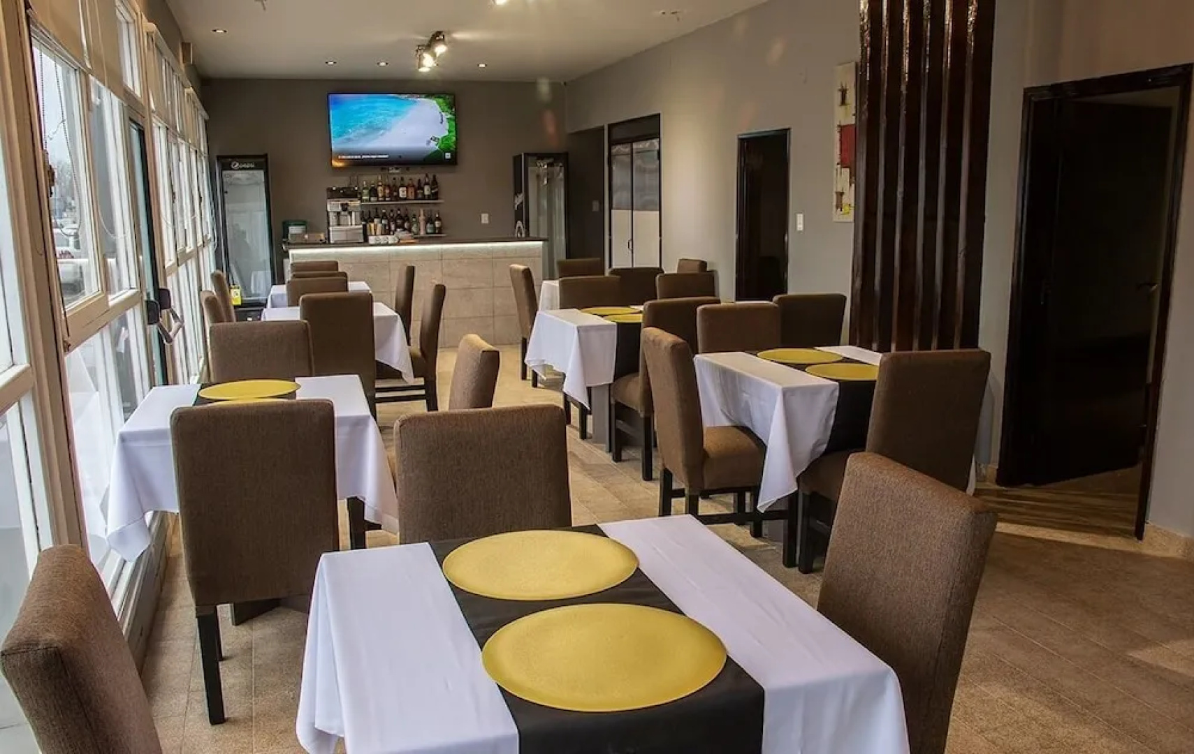 Club House Hotel