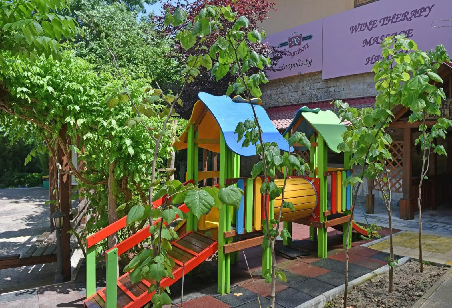 Estreya Residence Hotel and SPA