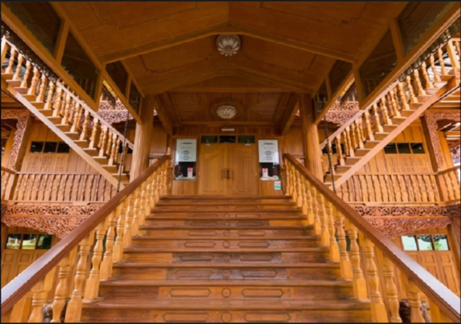 Mandalay Karaweik Mobile Hotel
