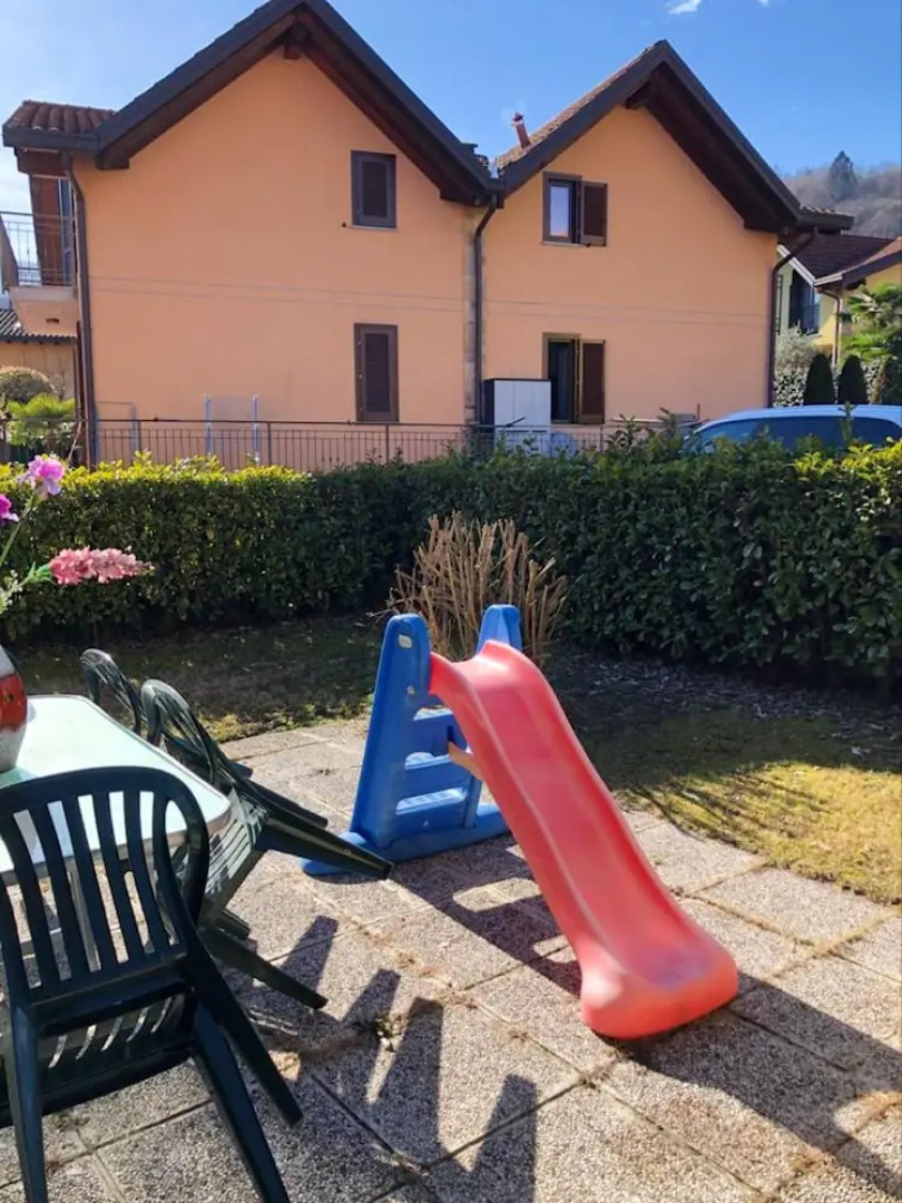House With 3 Bedrooms in Lavena Ponte Tresa, With Enclosed Garden and Wifi Near the Beach