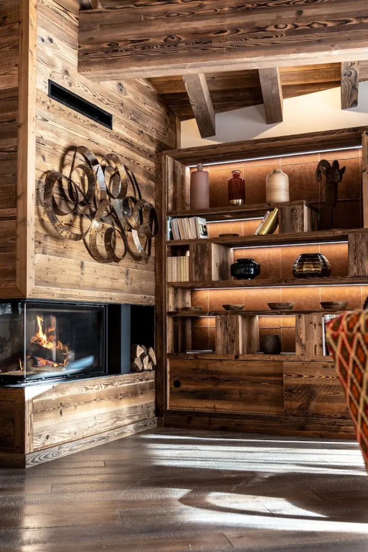 Alaska Lodge by Alpine resorts