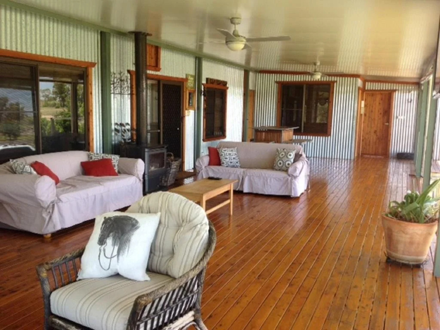Riverside Farm Retreat BnB