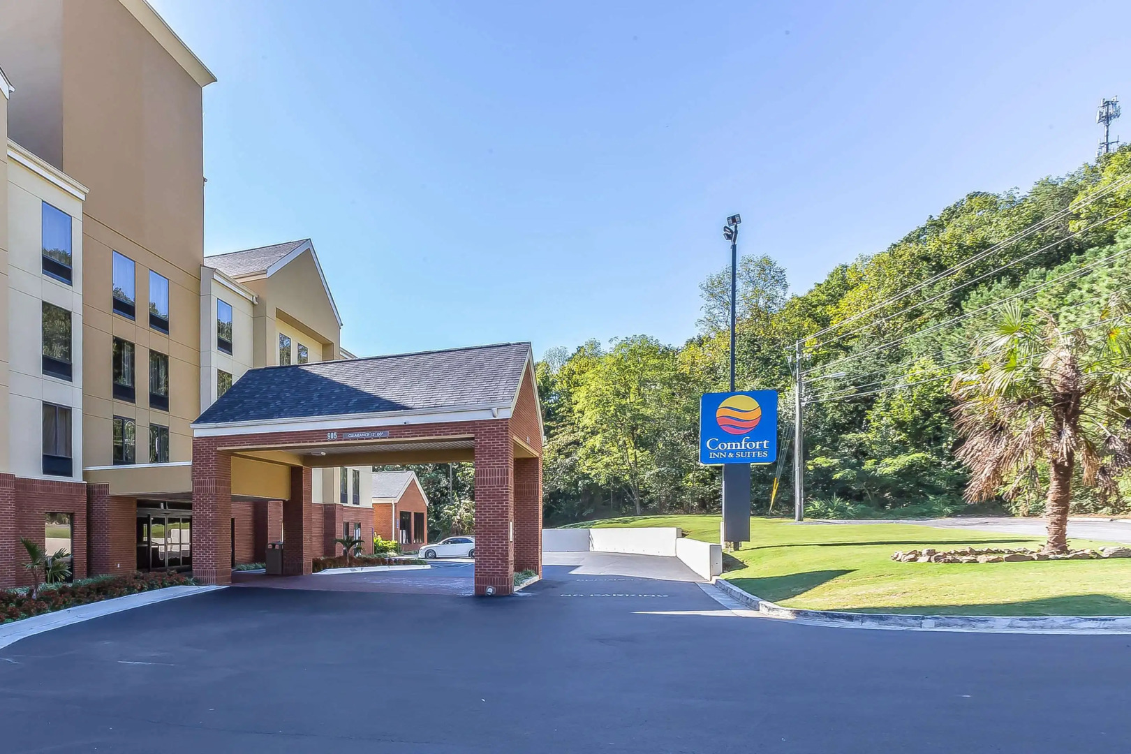 Comfort Inn & Suites Dalton West