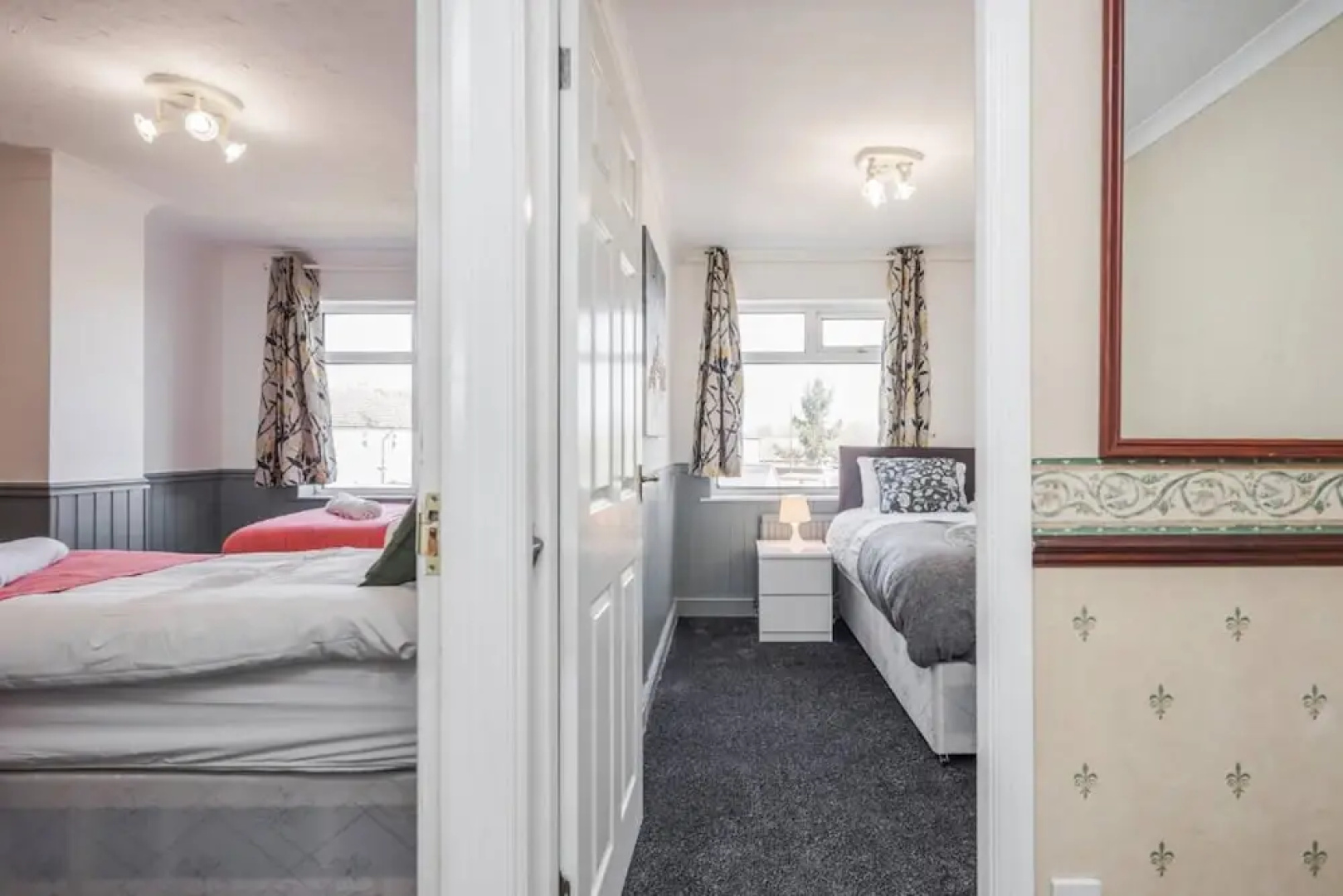 Cosy 3 Bedroom Home With Wifi, Parking & Garden