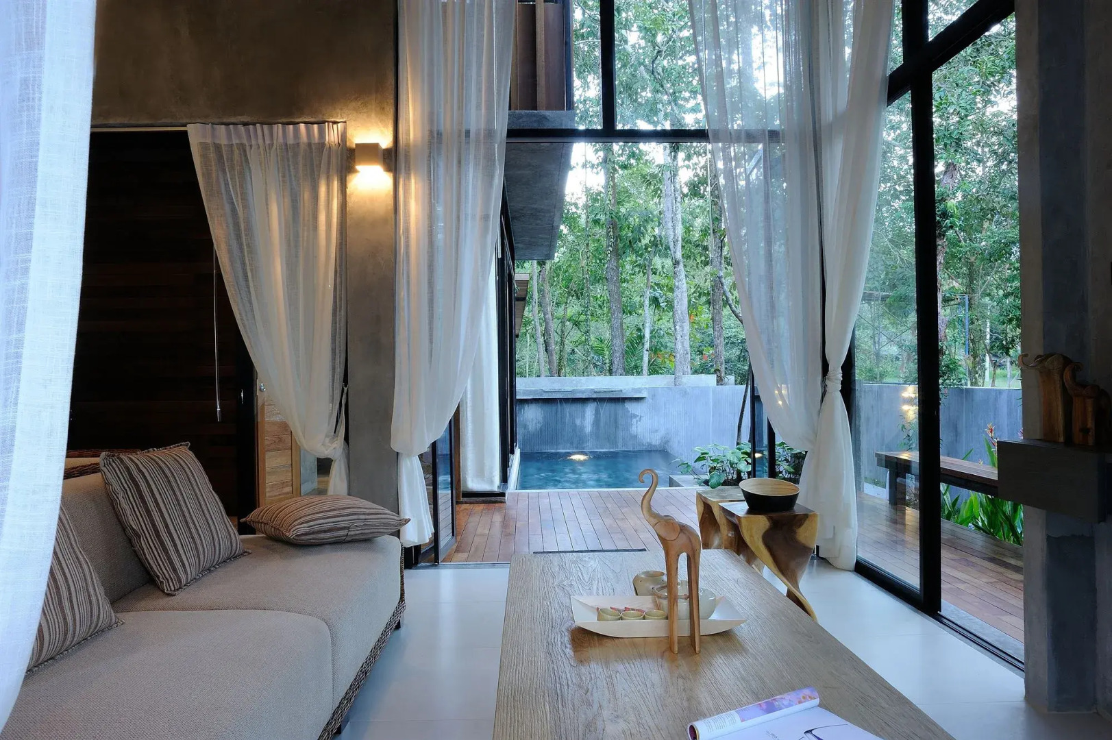 Villa Thalanena By The Beach