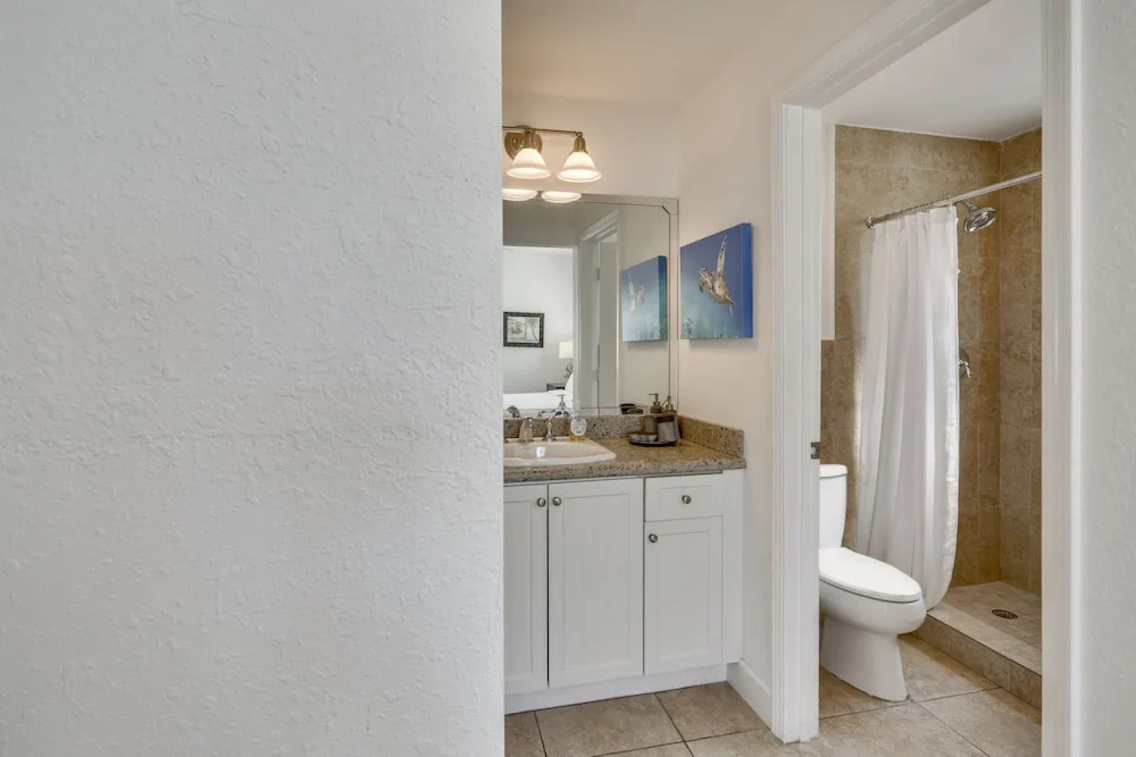 Beautiful 2/2 Bimini 2 Bedroom Condo