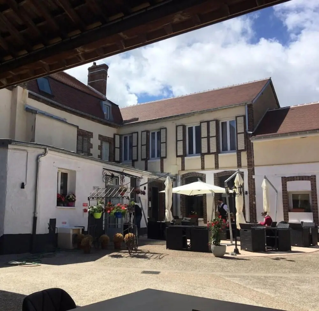 Hôtel de lEst