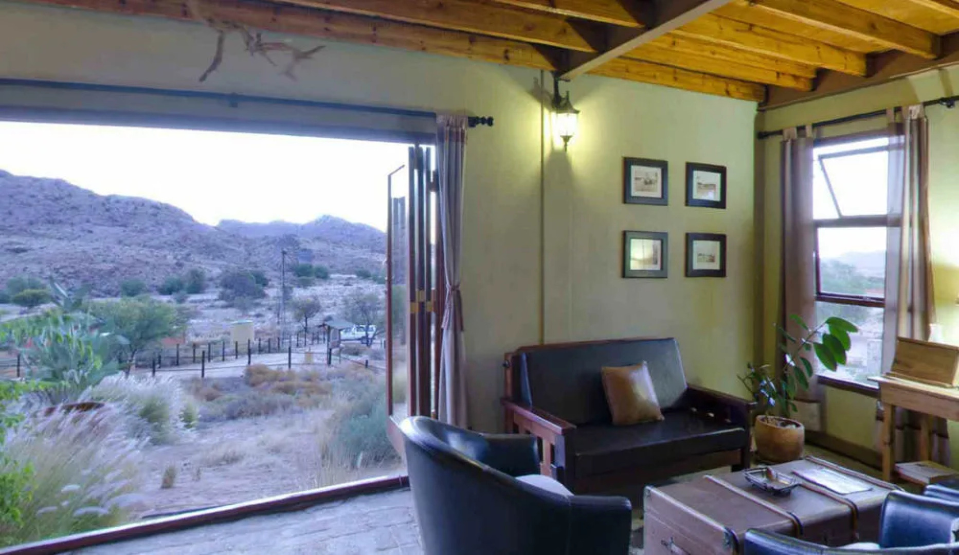 Klein-Aus Vista Desert Horse Inn