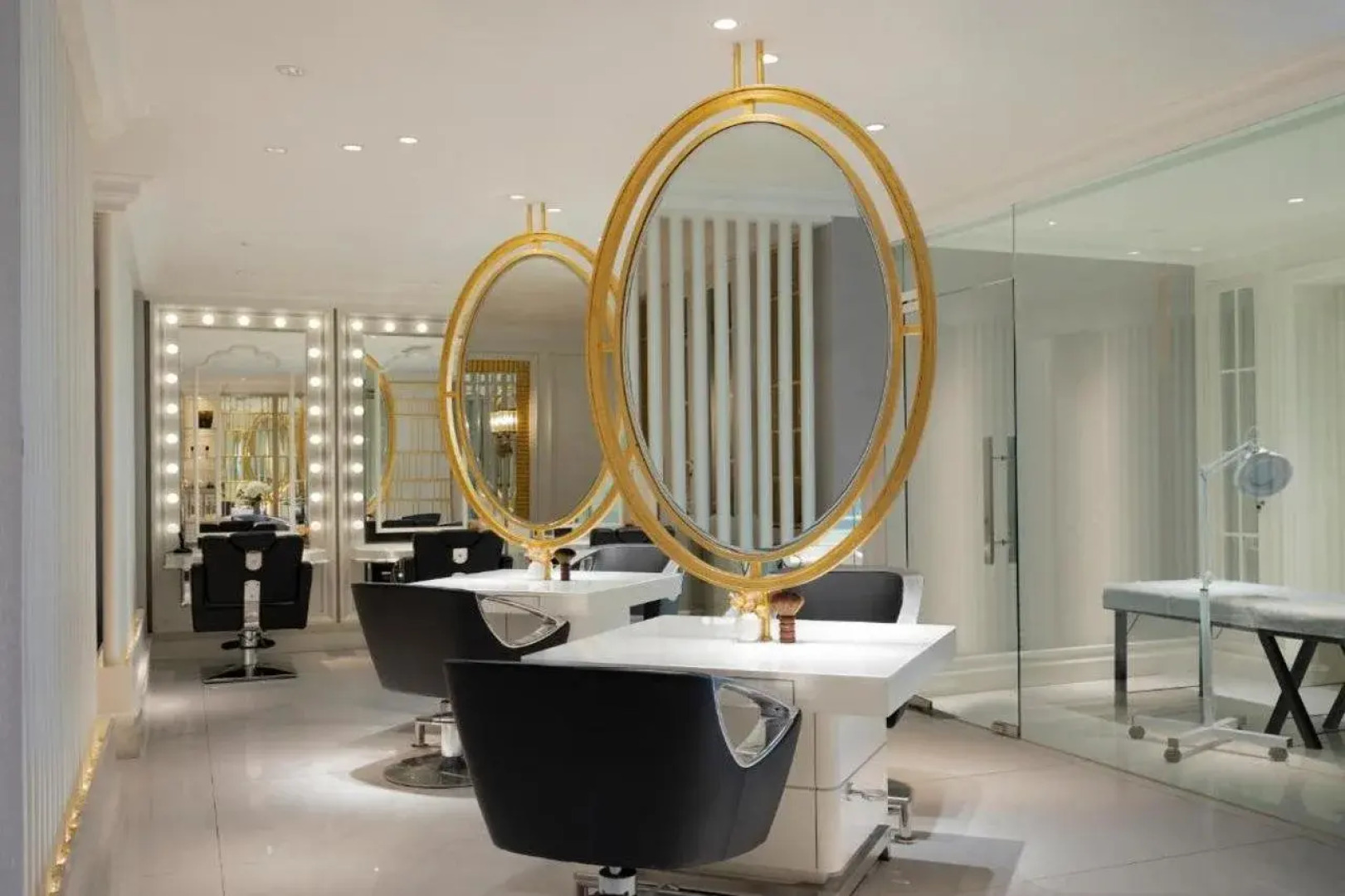 JHL Solitaire Gading Serpong