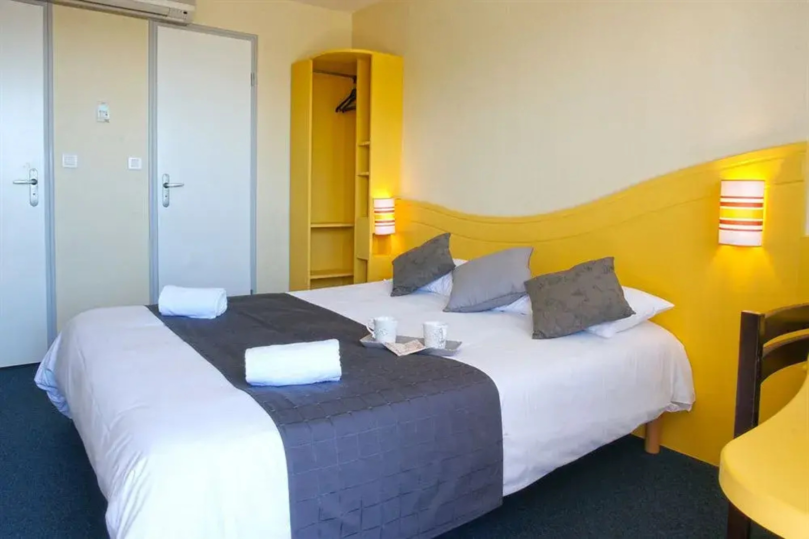 CouettHotel Saint Jean dAngély