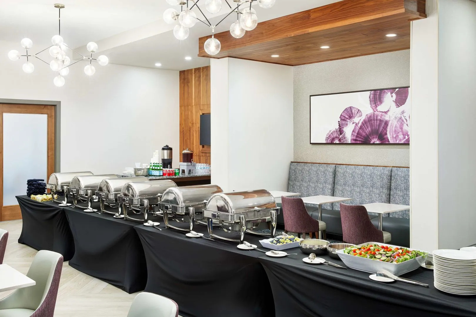 Embassy Suites by Hilton Atlanta Airport North