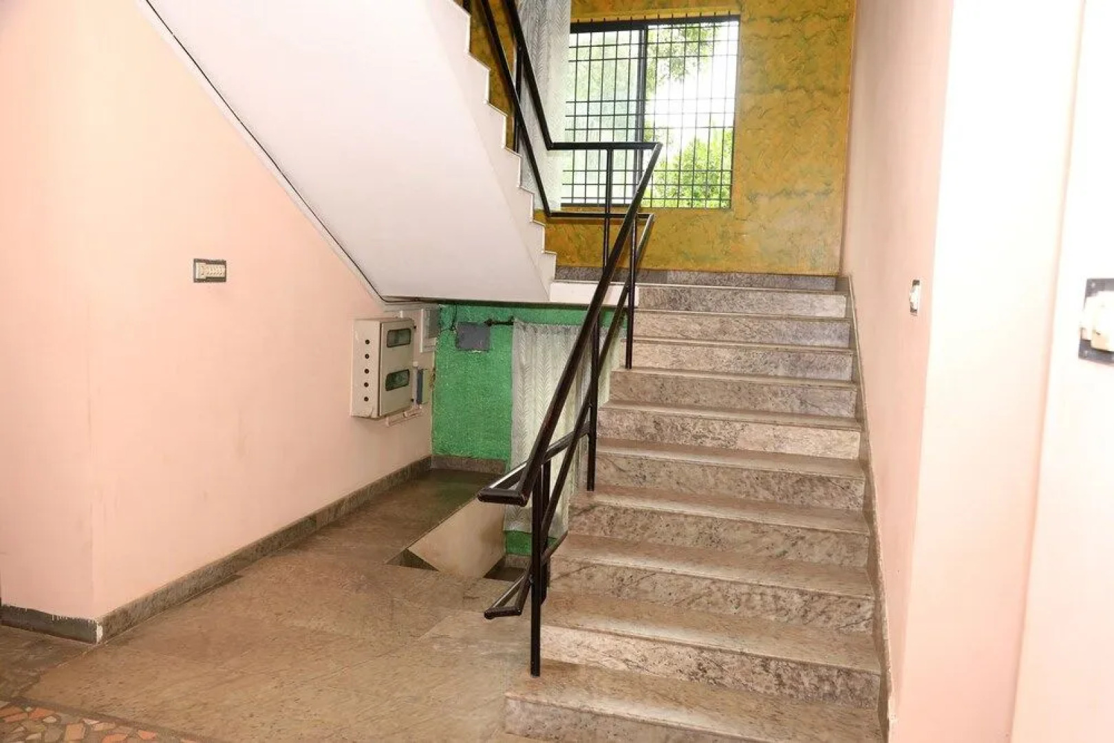 OYO 6711 Geojo Residency