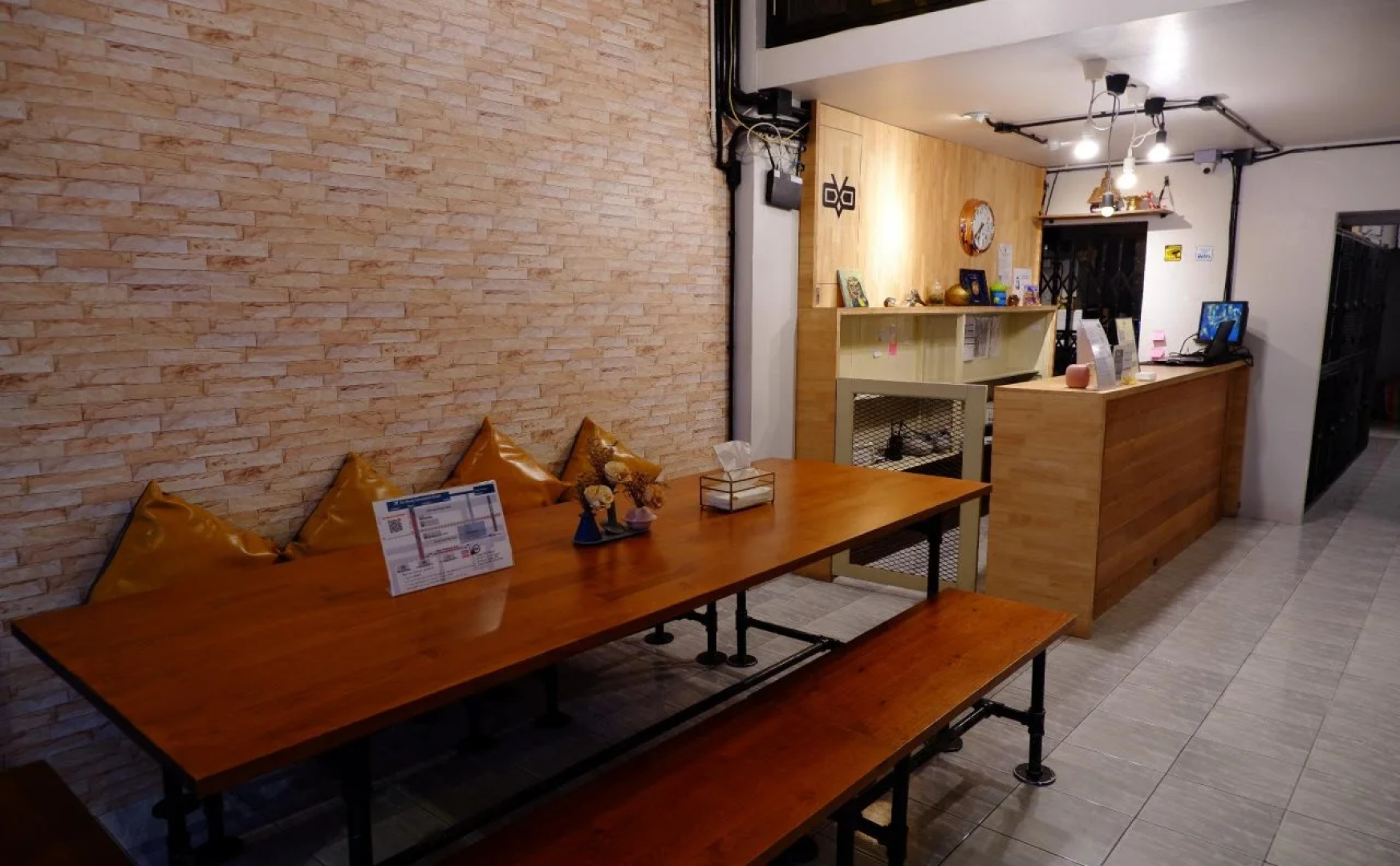 Sleep Owl Hostel