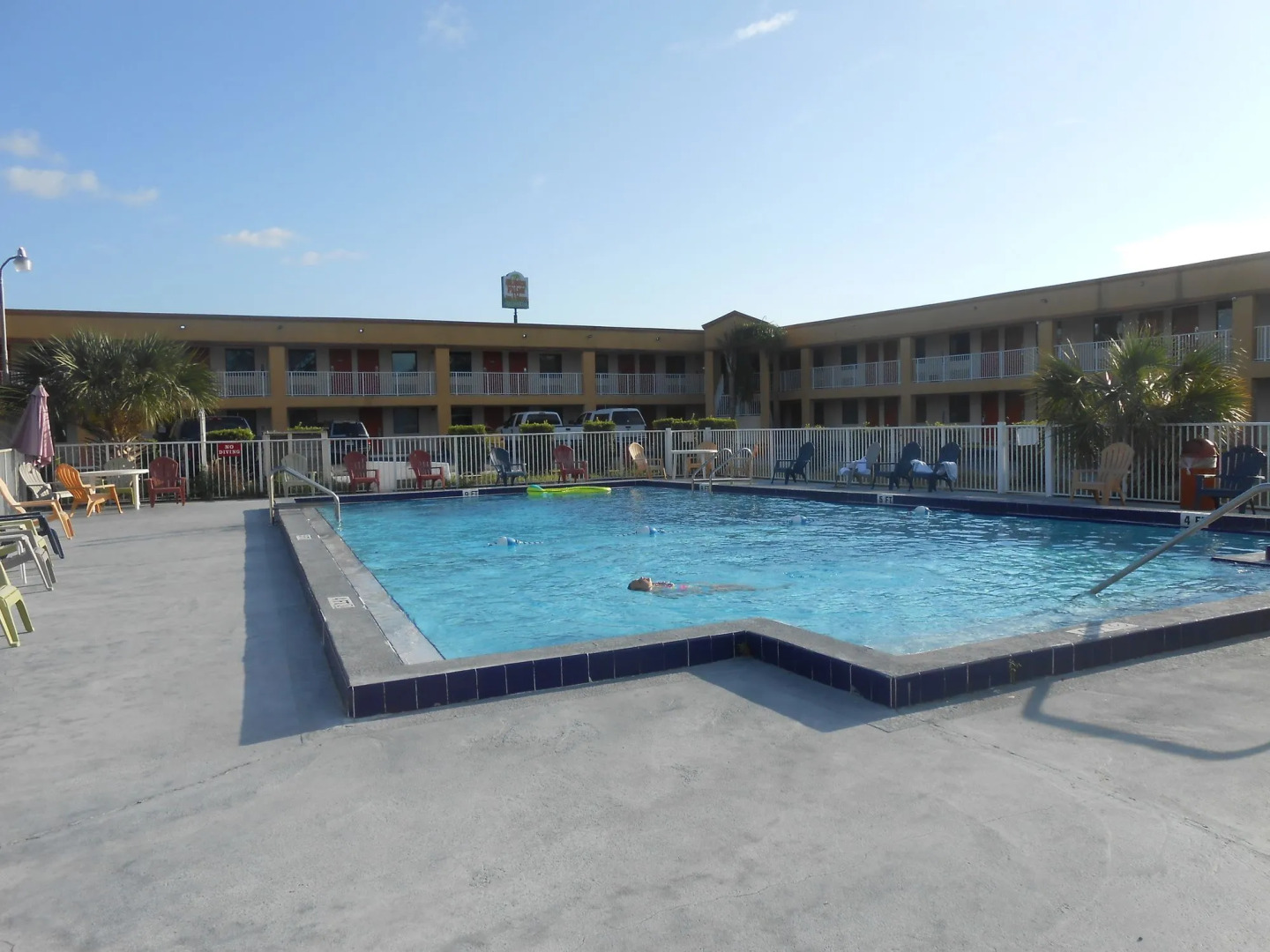 Executive Garden Titusville Hotel