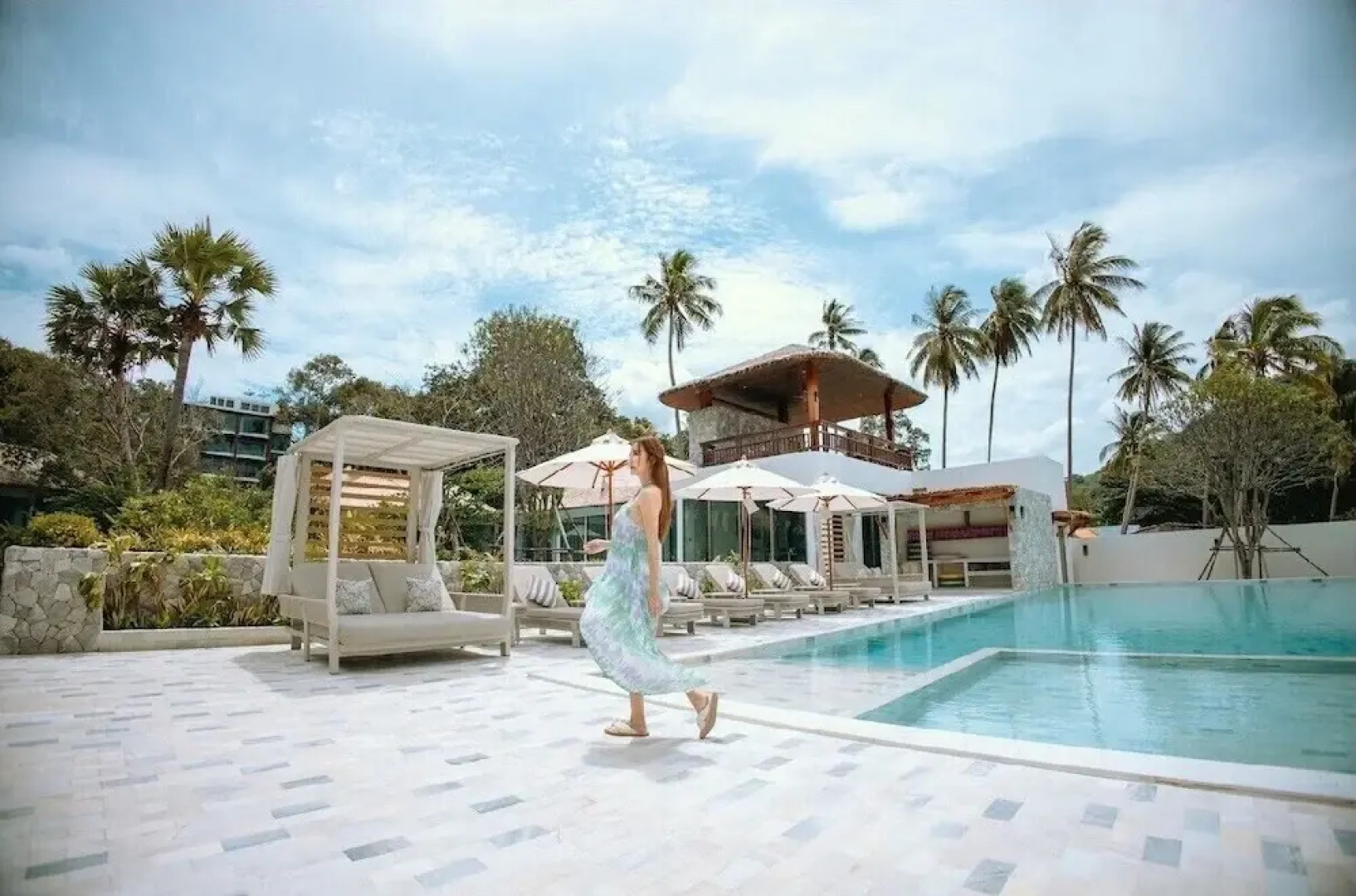 Luxtalay Khanom Hotel