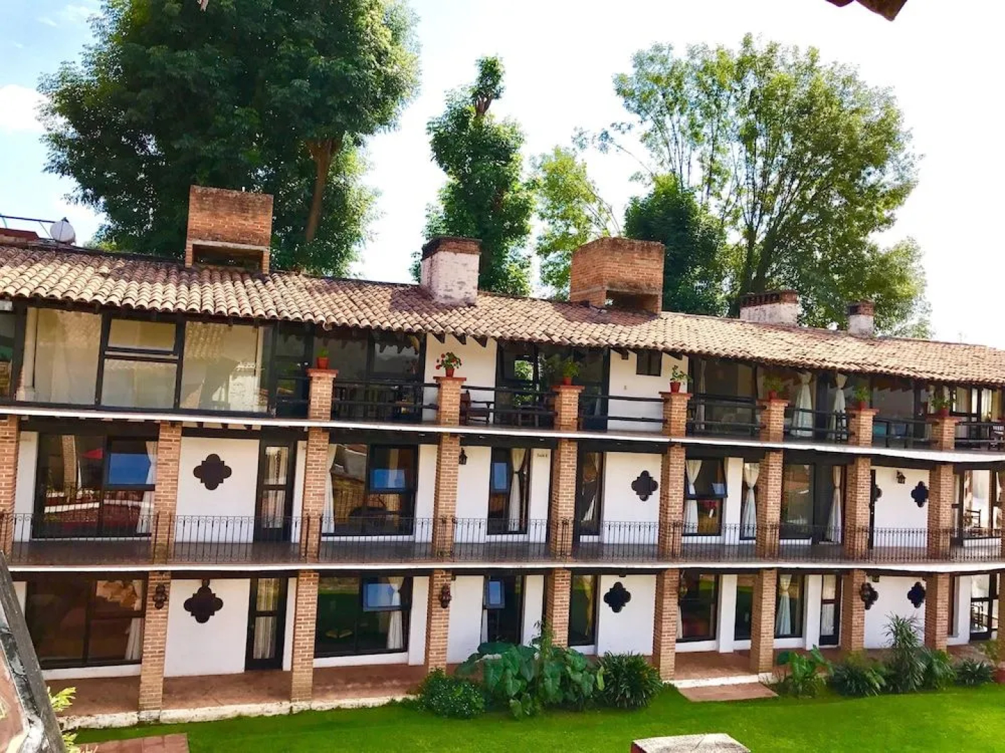 Hotel Los Arcos