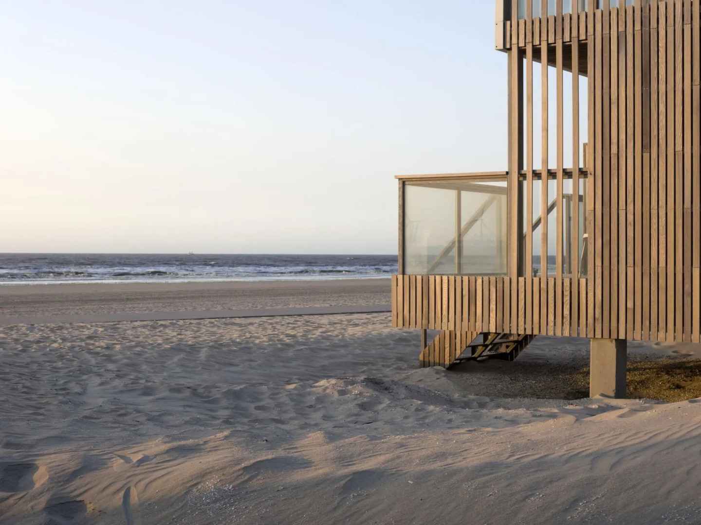 Beach House in a Dream Location on the Beach