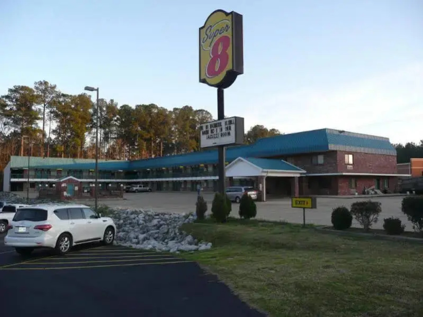 Super 8 By Wyndham Kosciusko