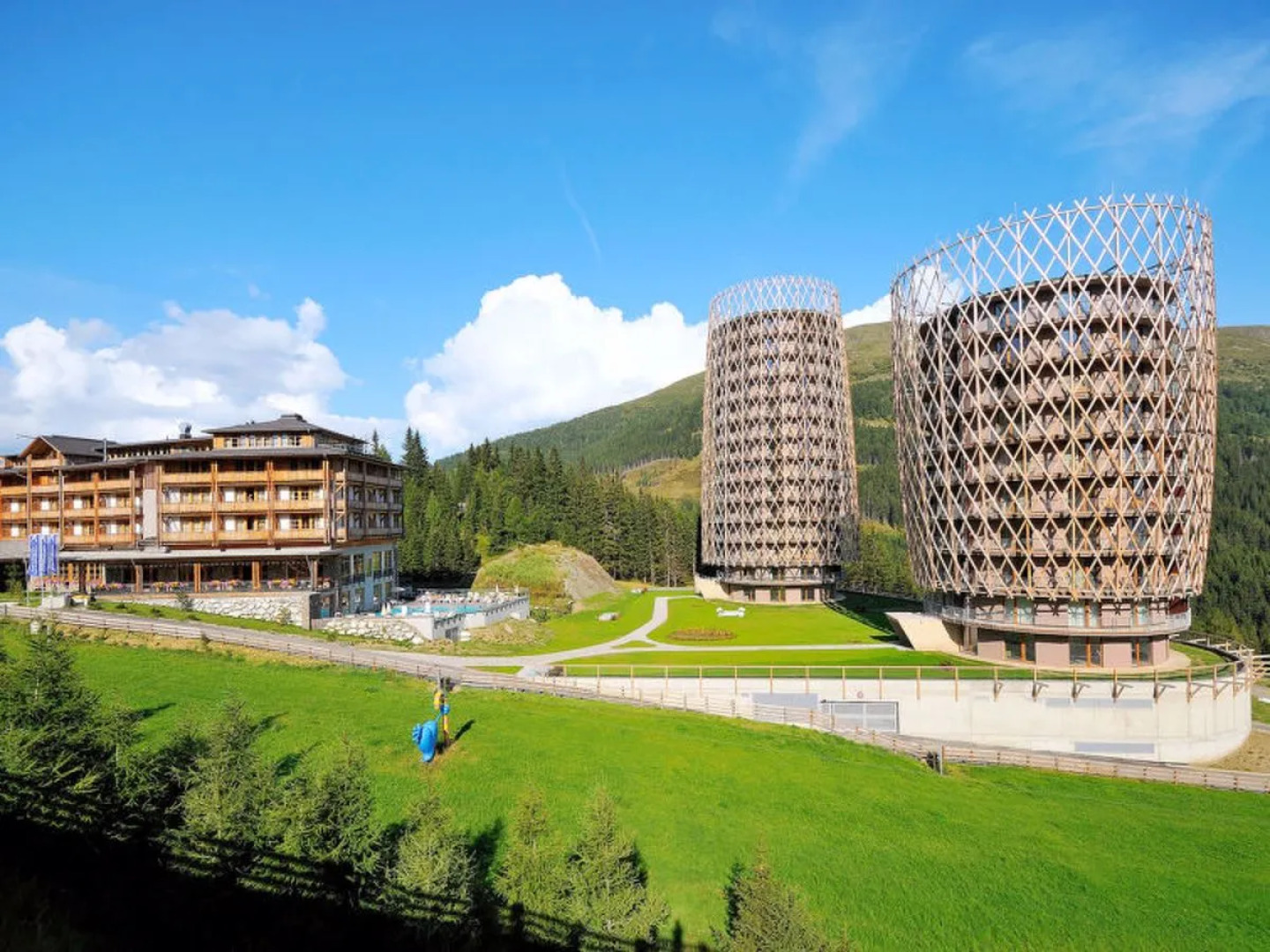 Premium Apartments EDEL:WEISS (SML552)