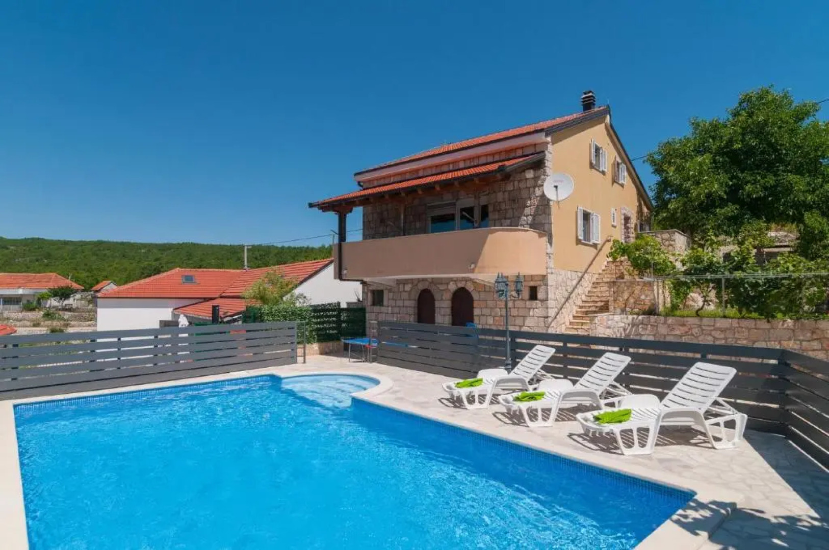 Holiday Home Mateovi Dvori