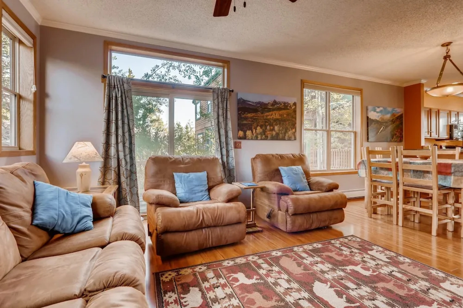 107 Saddle Ridge Drive Home 2 Bedrooms 2.5 Bathrooms Home