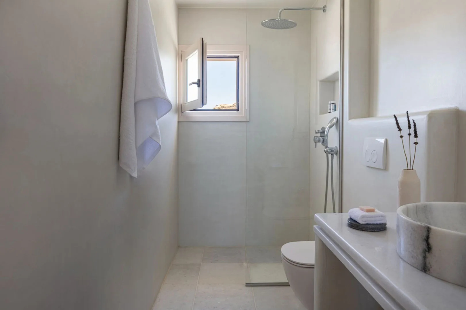 Ammothines Cycladic Suites