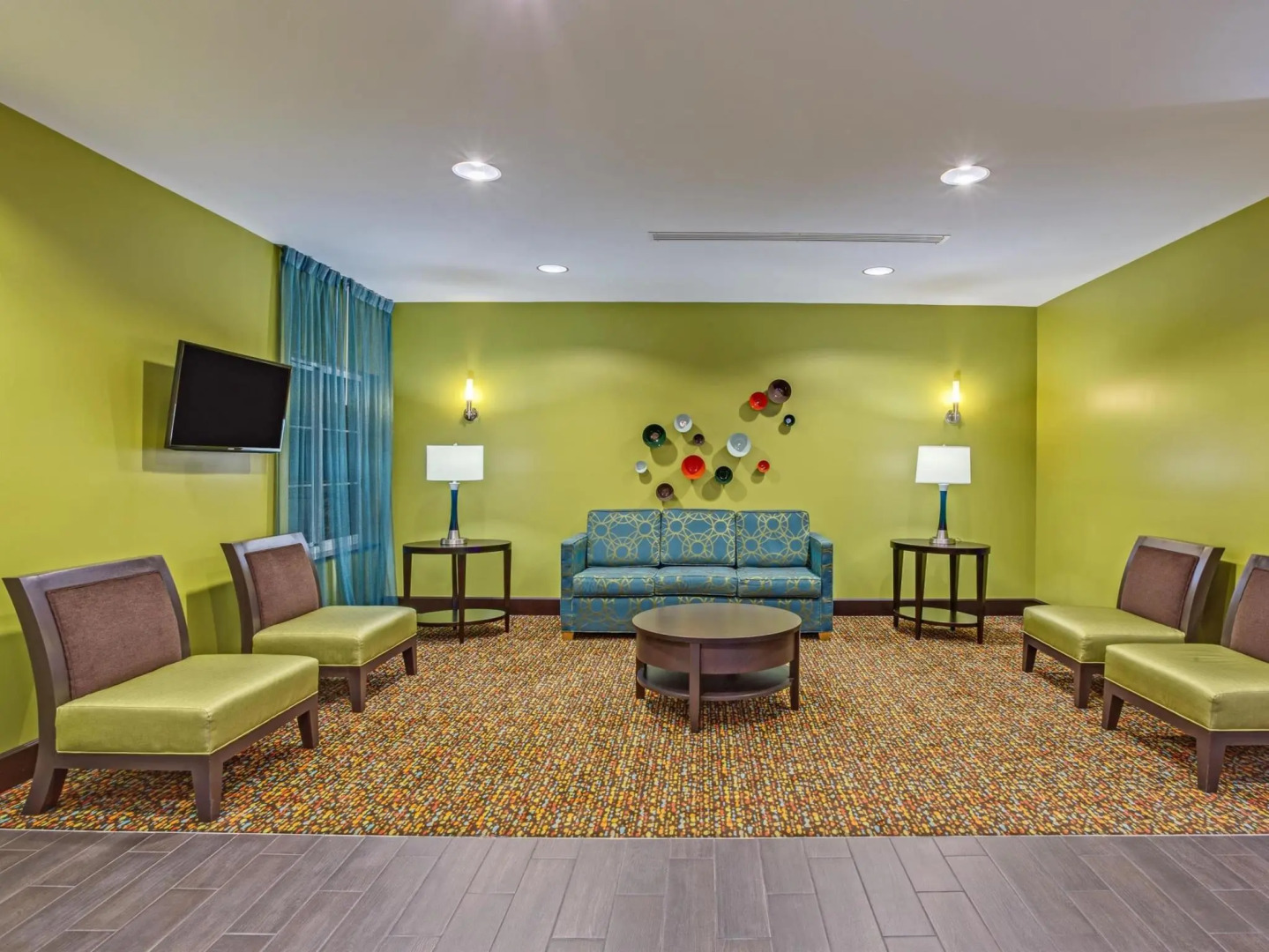 La Quinta Inn & Suites by Wyndham Starkville at MSU