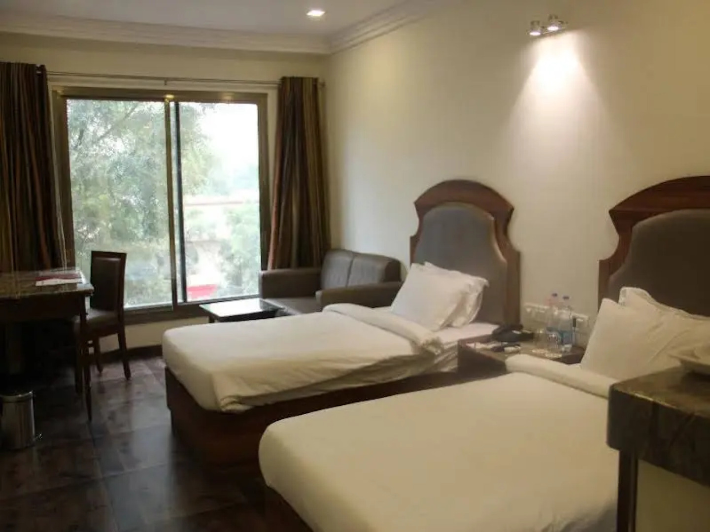 Lords Eco Inn, Gandhidham