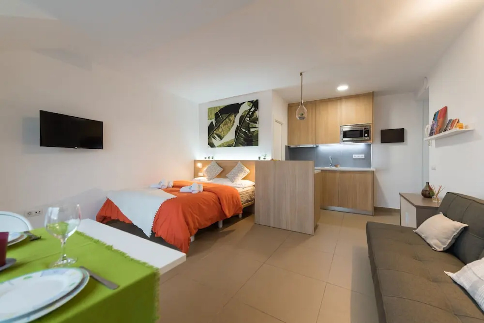 FRONT LINE SUITE BEACH by Living Las Canteras