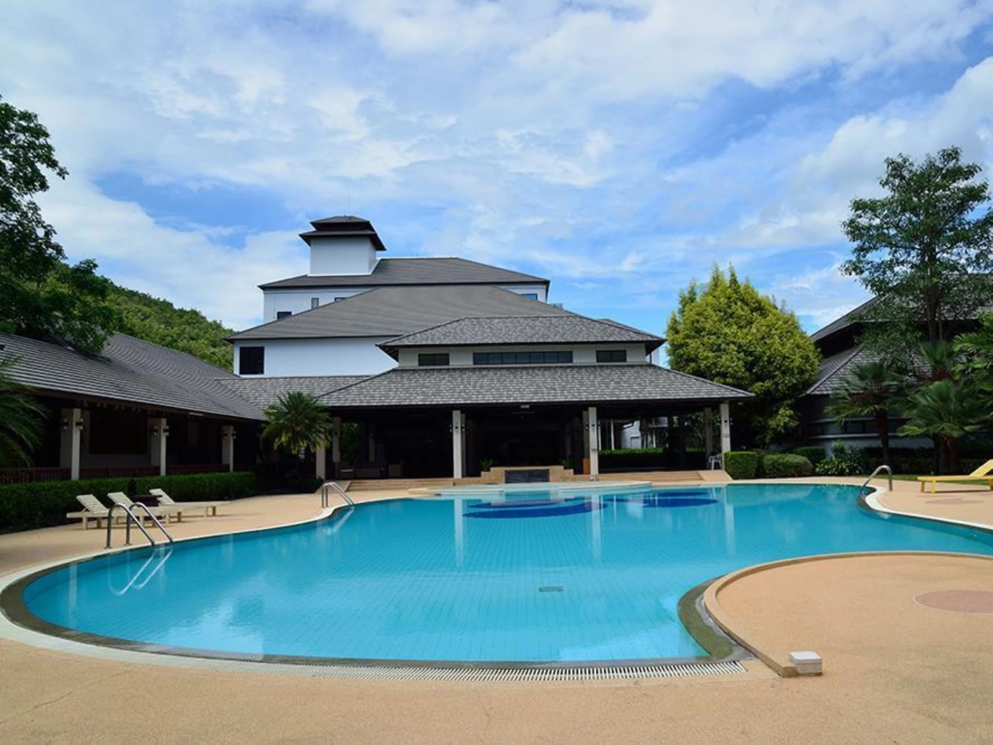 Alpine Golf Resort Chiang Mai