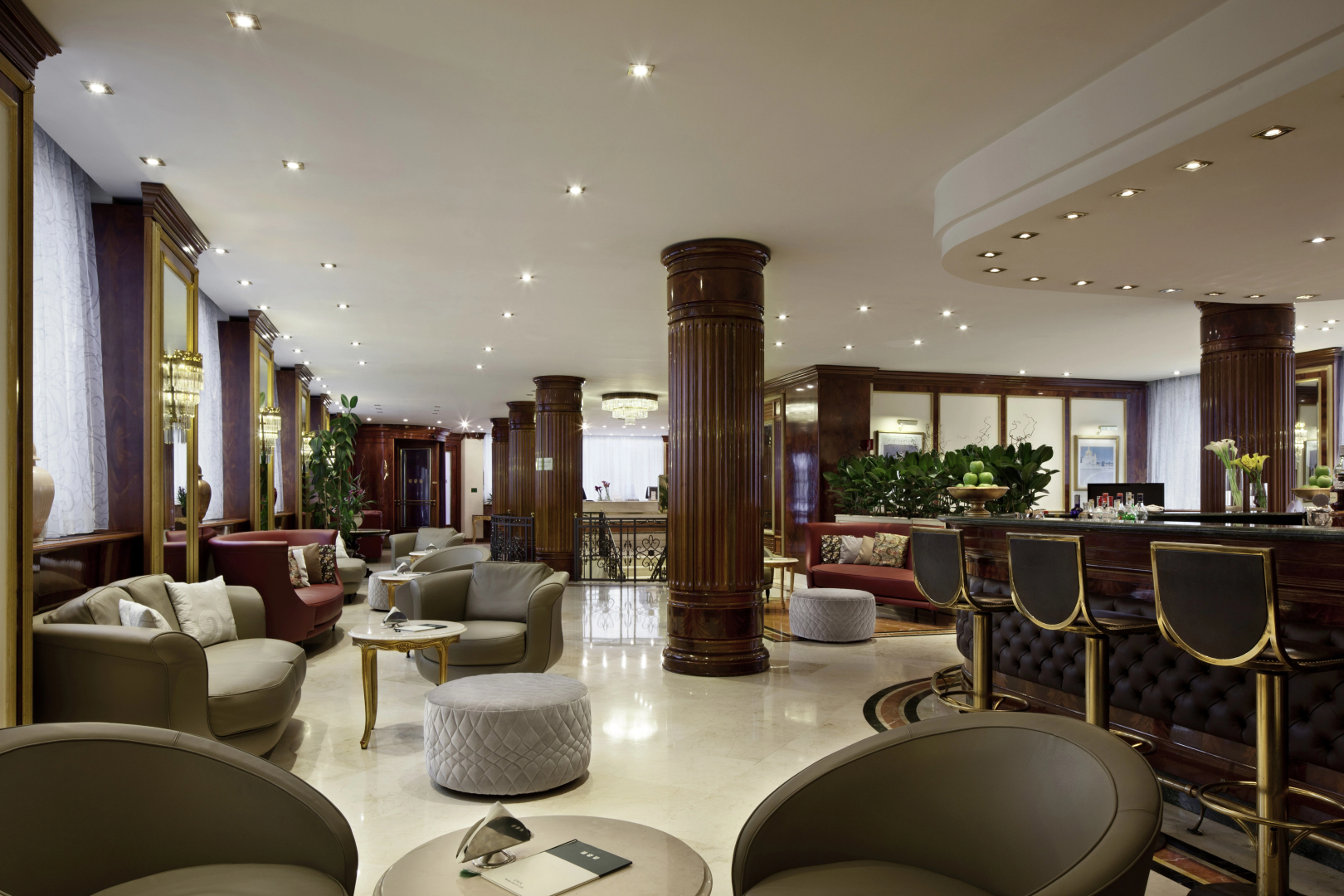 Отель UNAHOTELS Scandinavia Milano