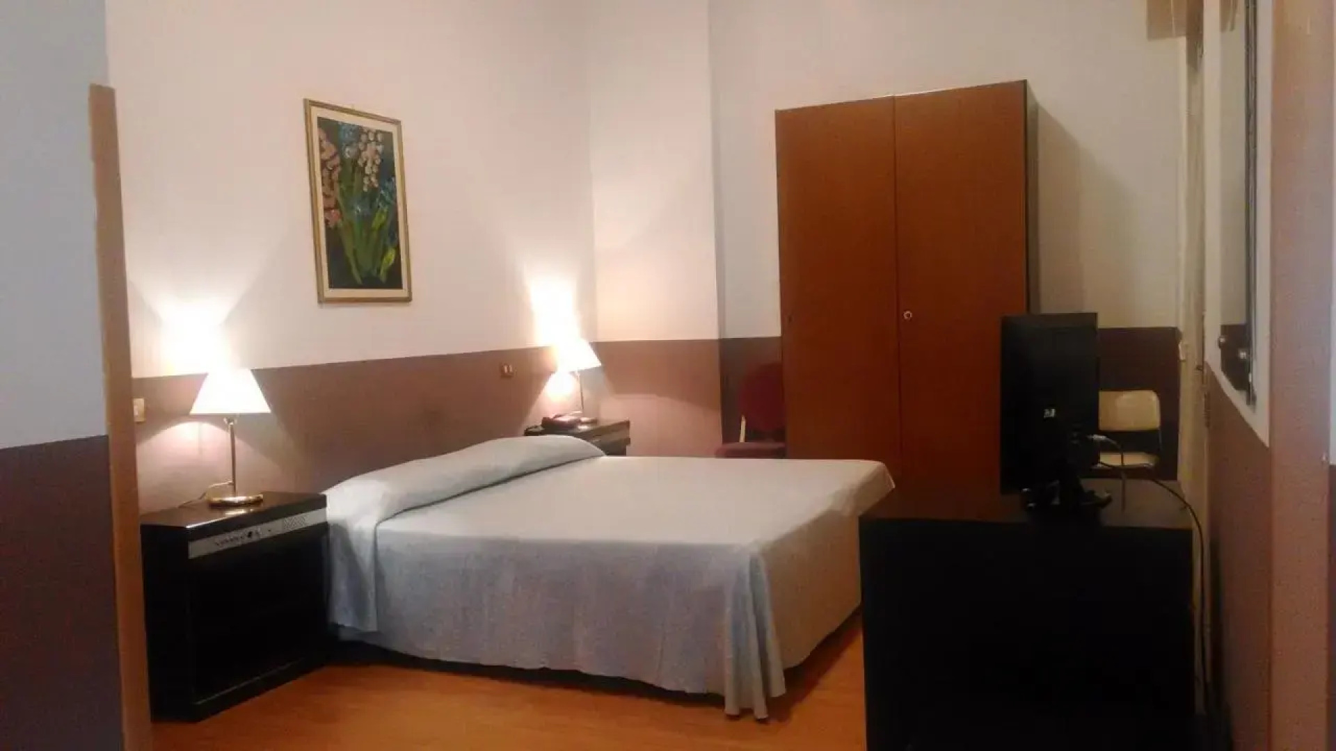 Отель Crisol Europa