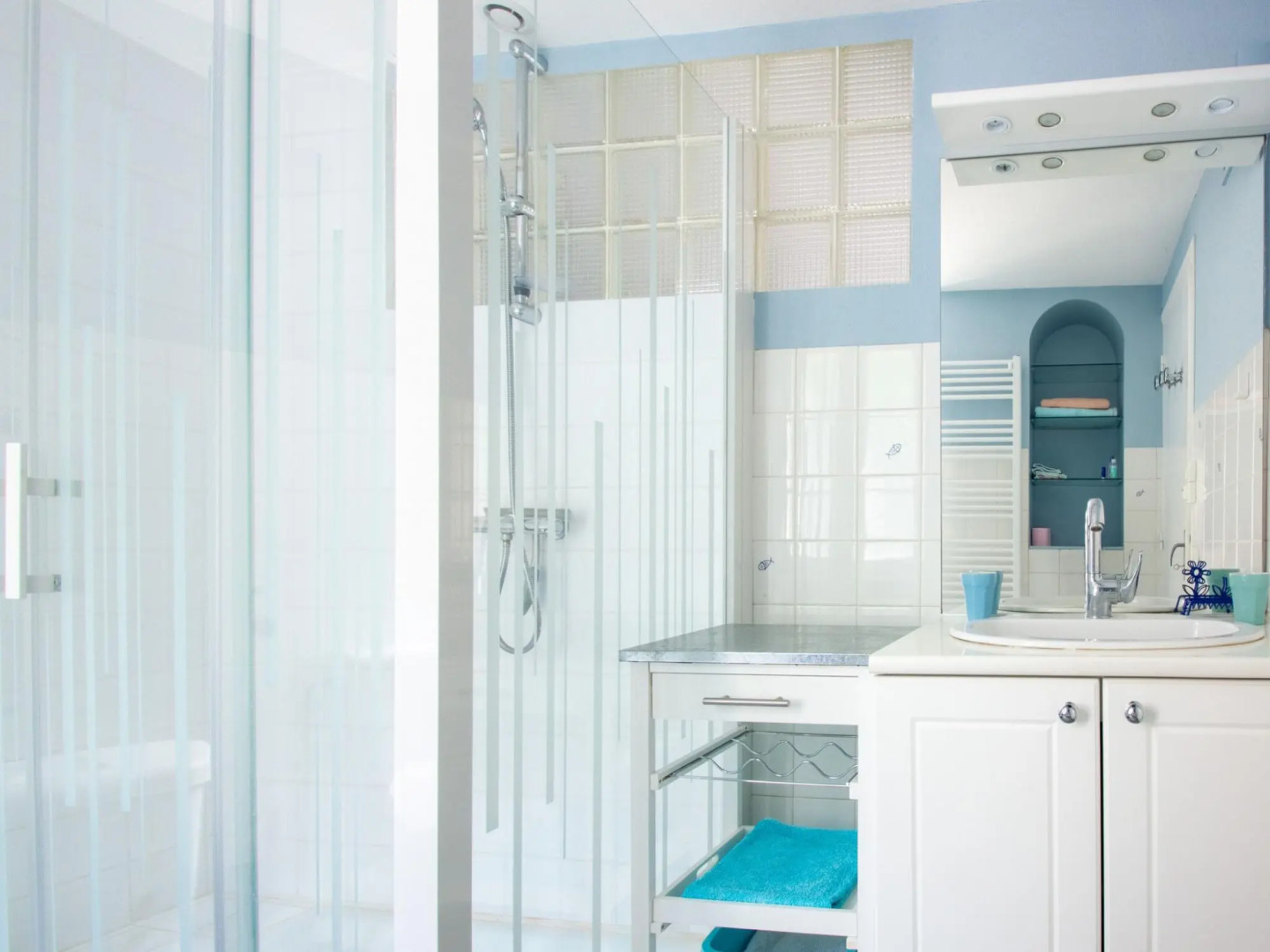 Beautiful Holiday Home in Hérisson with Private Garden