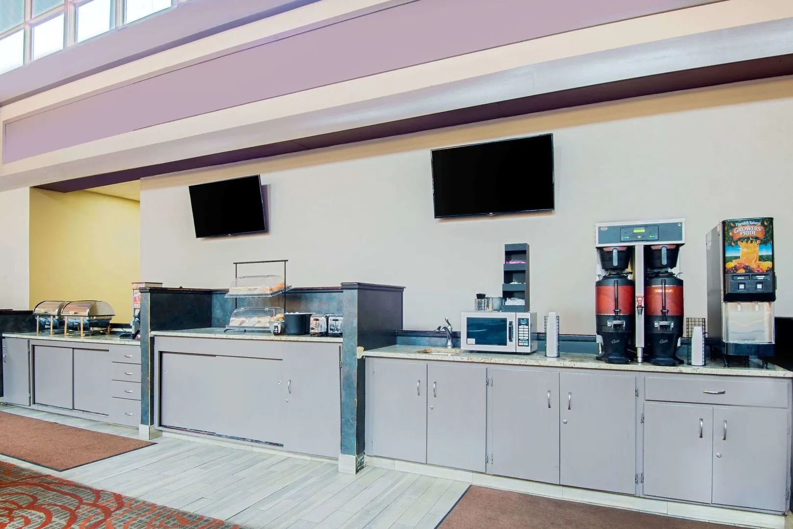 Ramada Plaza & Conference Center by Wyndham Gillette