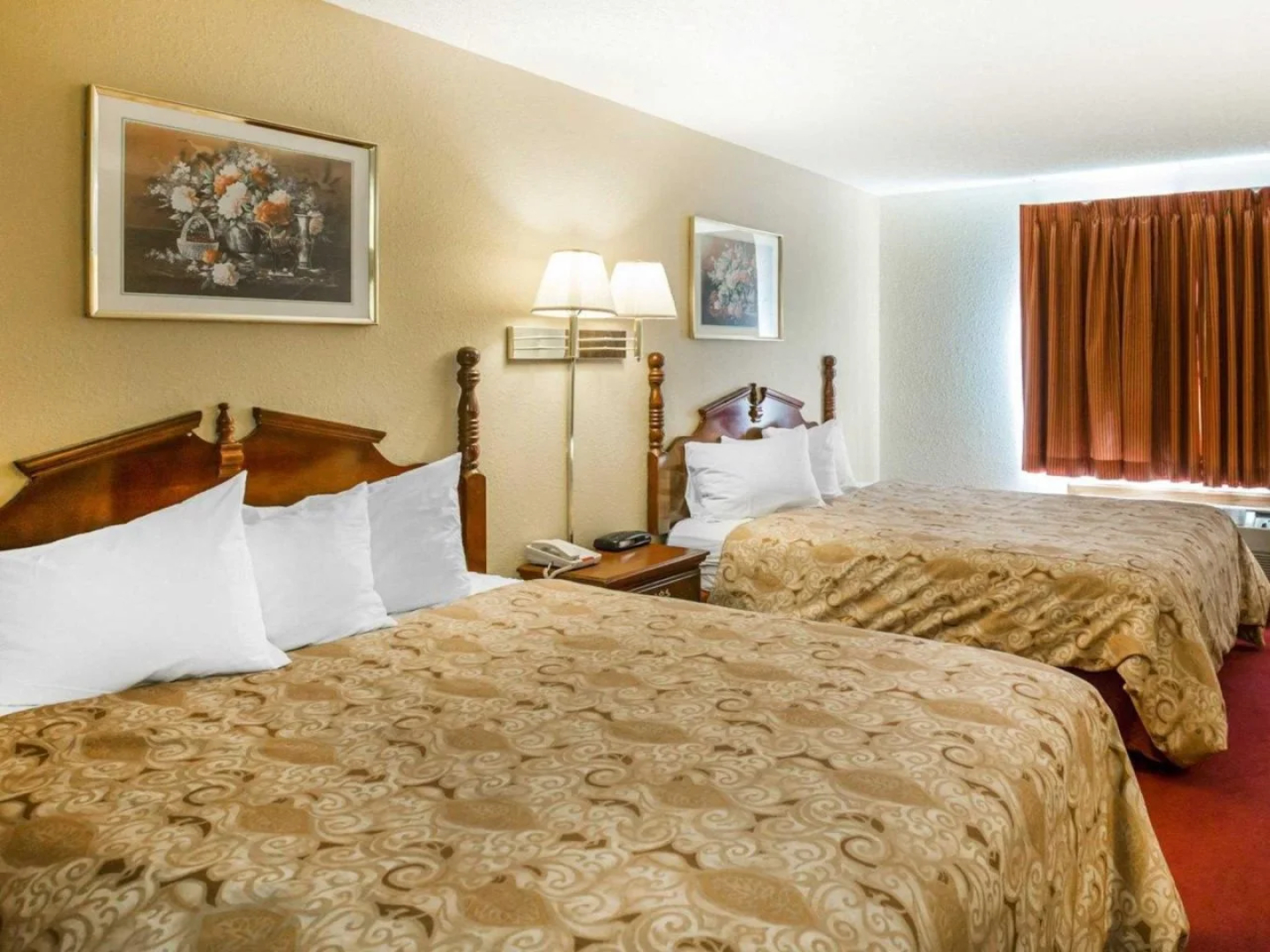 Rodeway Inn Cedar Rapids Westdale