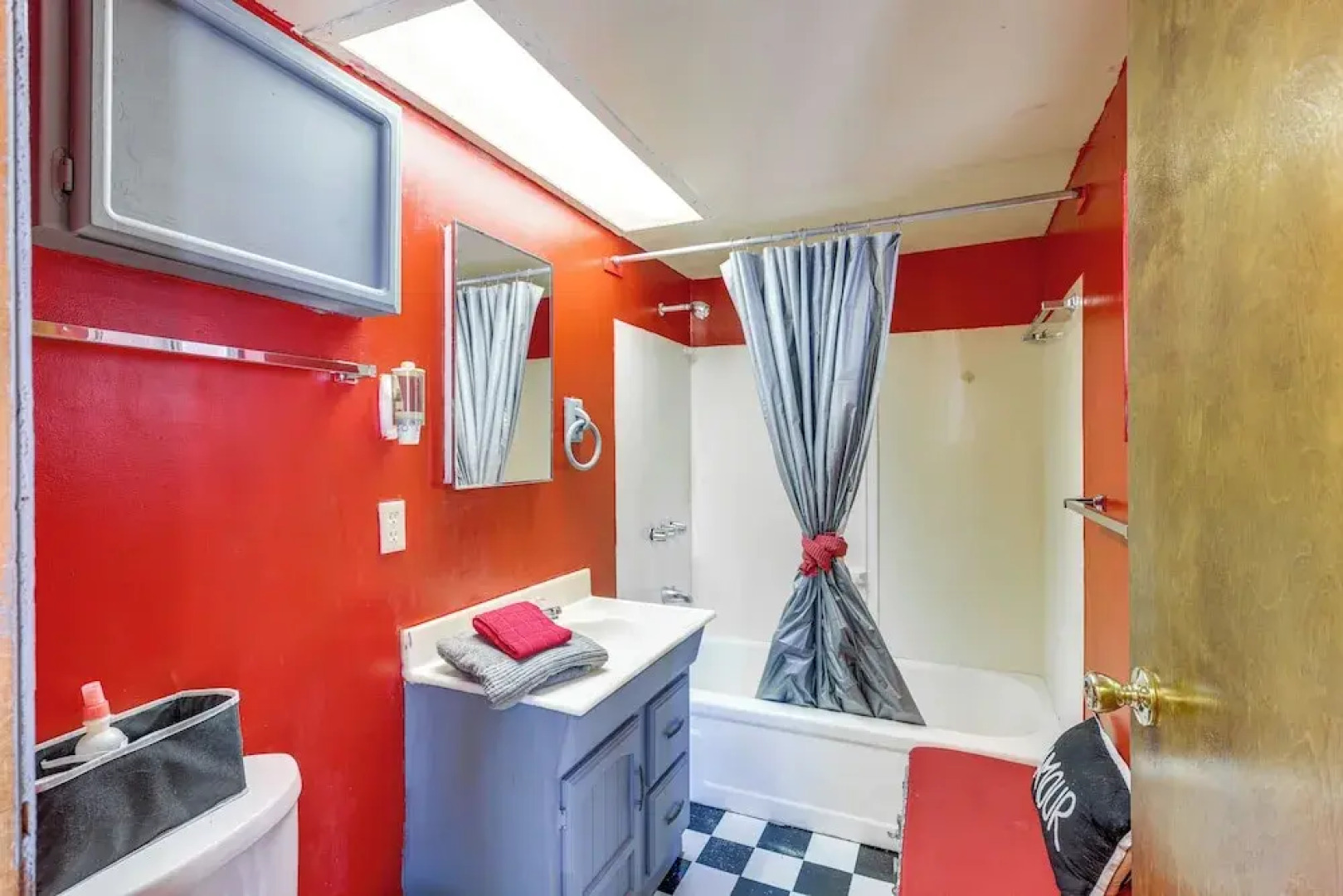 Green Valley Lake Cabin Near Lake: Boat + Ski!