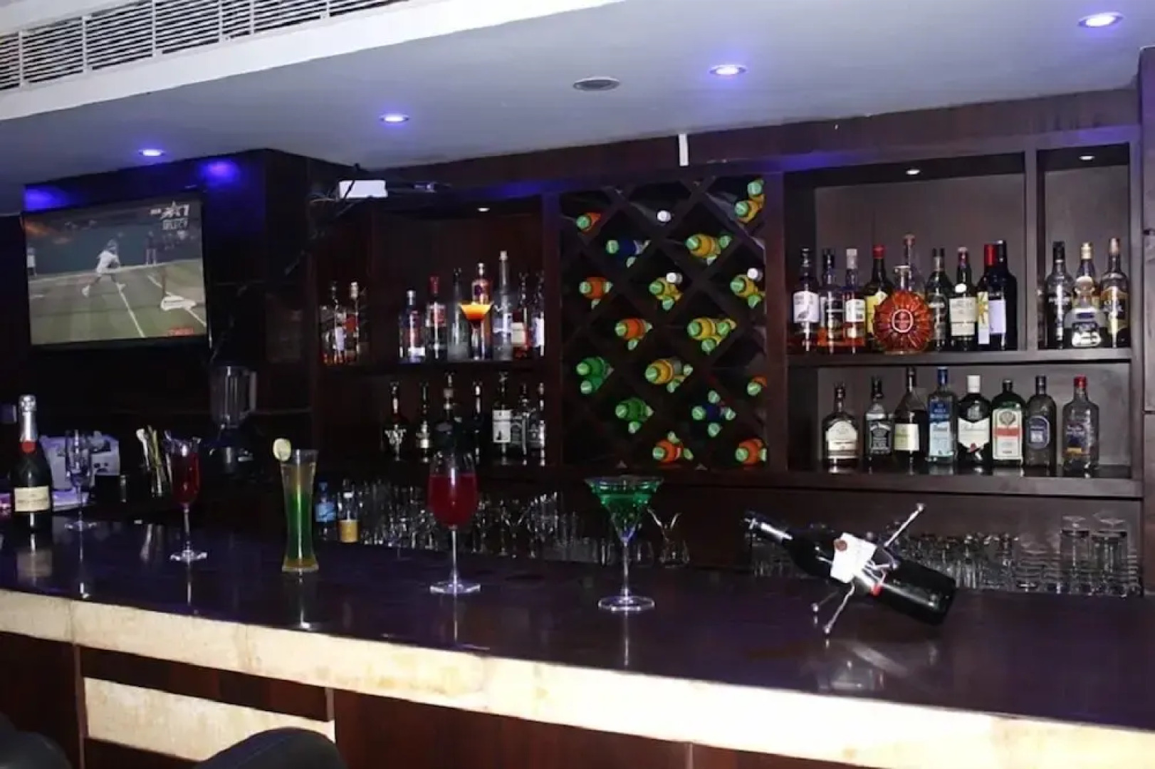 Waii Inetrnational Hotel