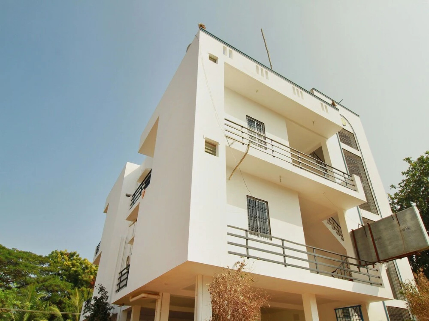 OYO 11957 Home Compact 2BHK Auroville