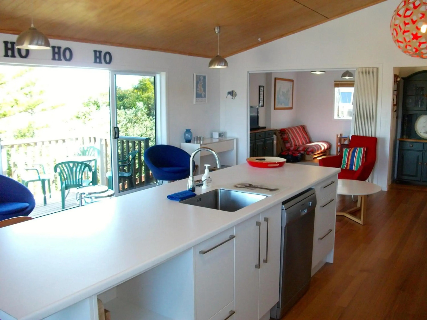 Onetangi Haven - Onetangi Holiday Home