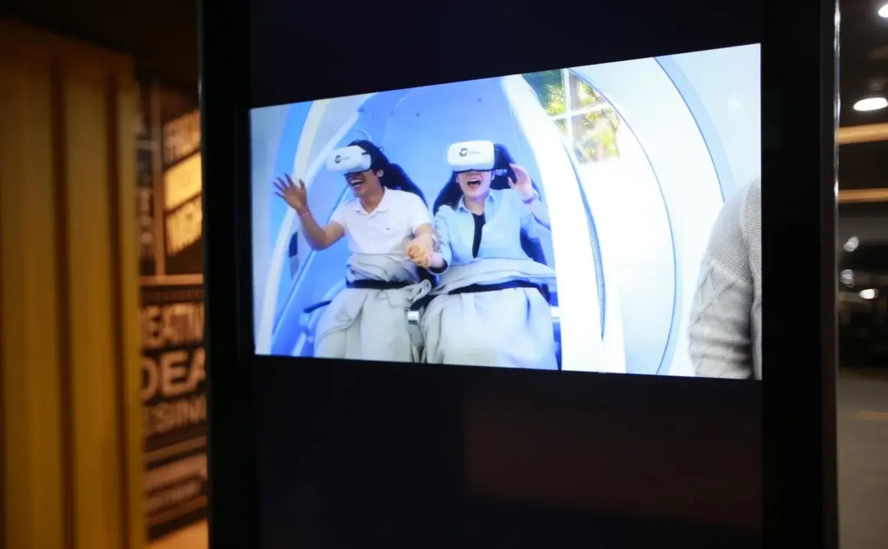 7th Street THE PLAY Hotel