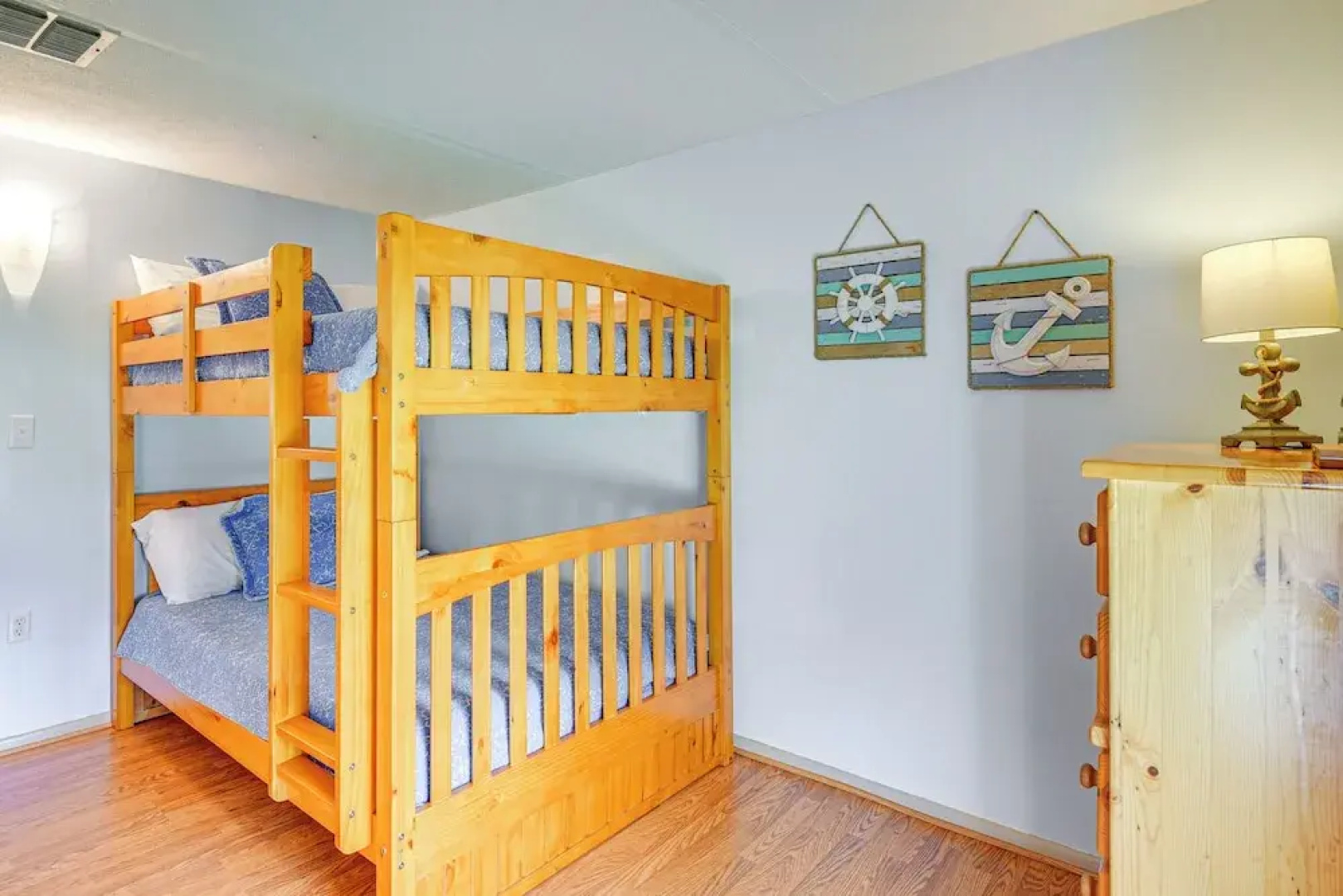 Riverside Retreat w/ Boat Dock in Sunny Astor!