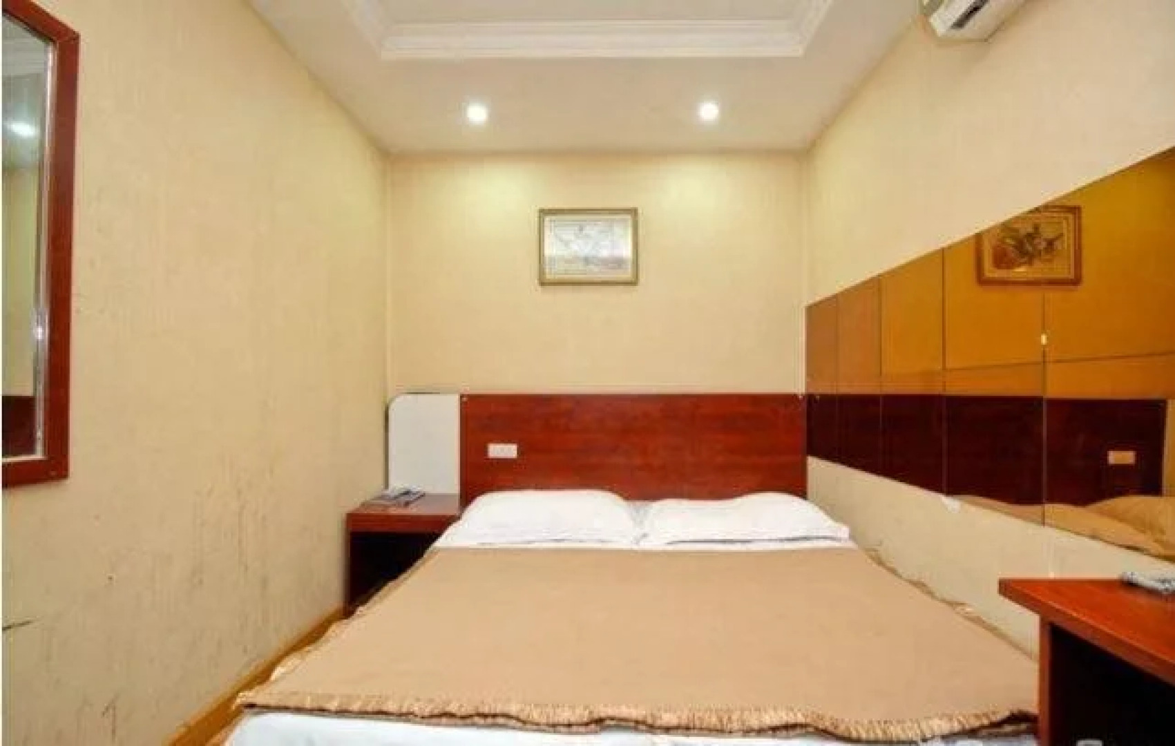 Jinzhai Holiday Business Hotel