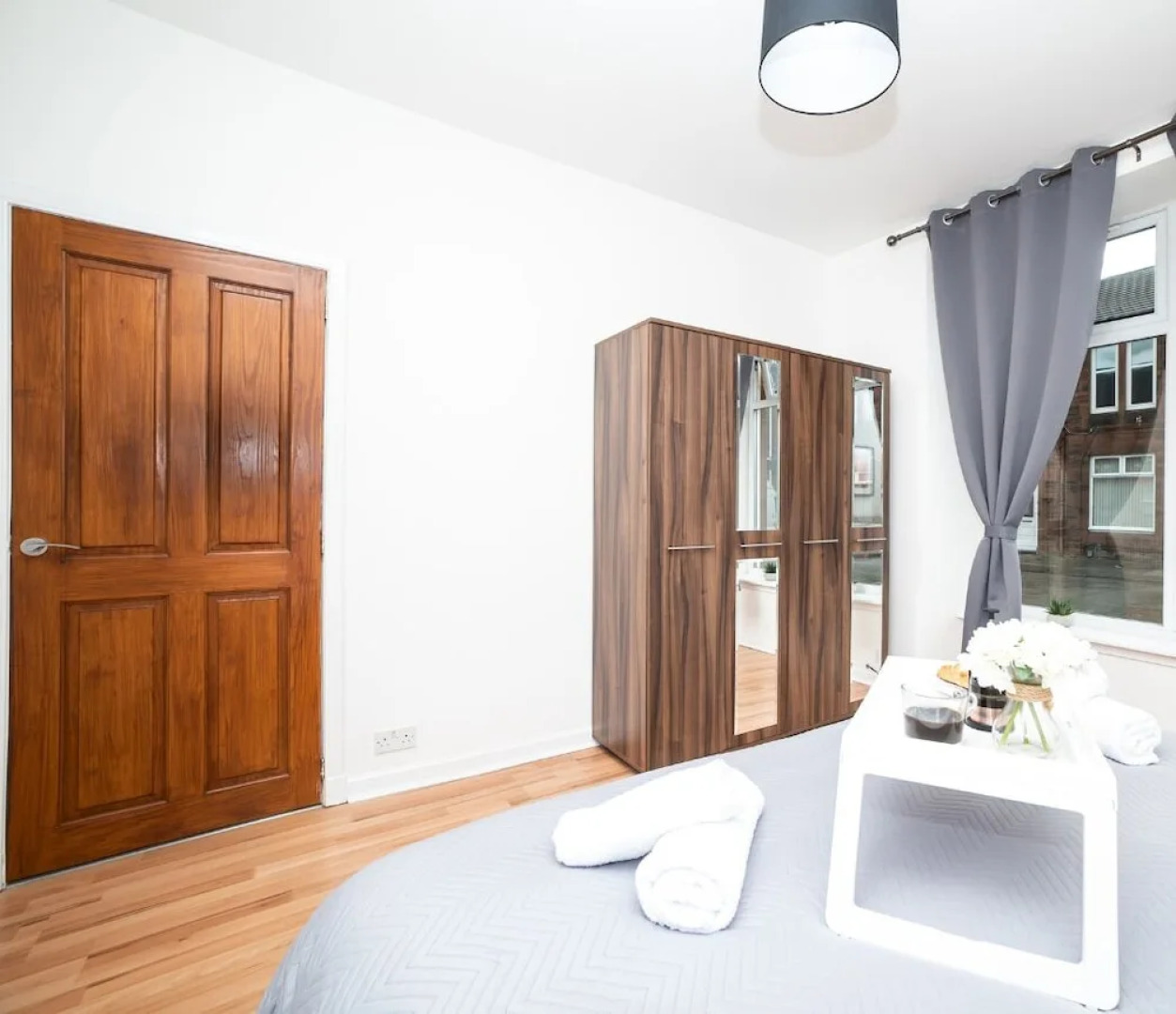 One Bedroom Apartment by Klass Living Serviced Accommodation Bellshill - Cosy  Apartment with WIFI  and Parking